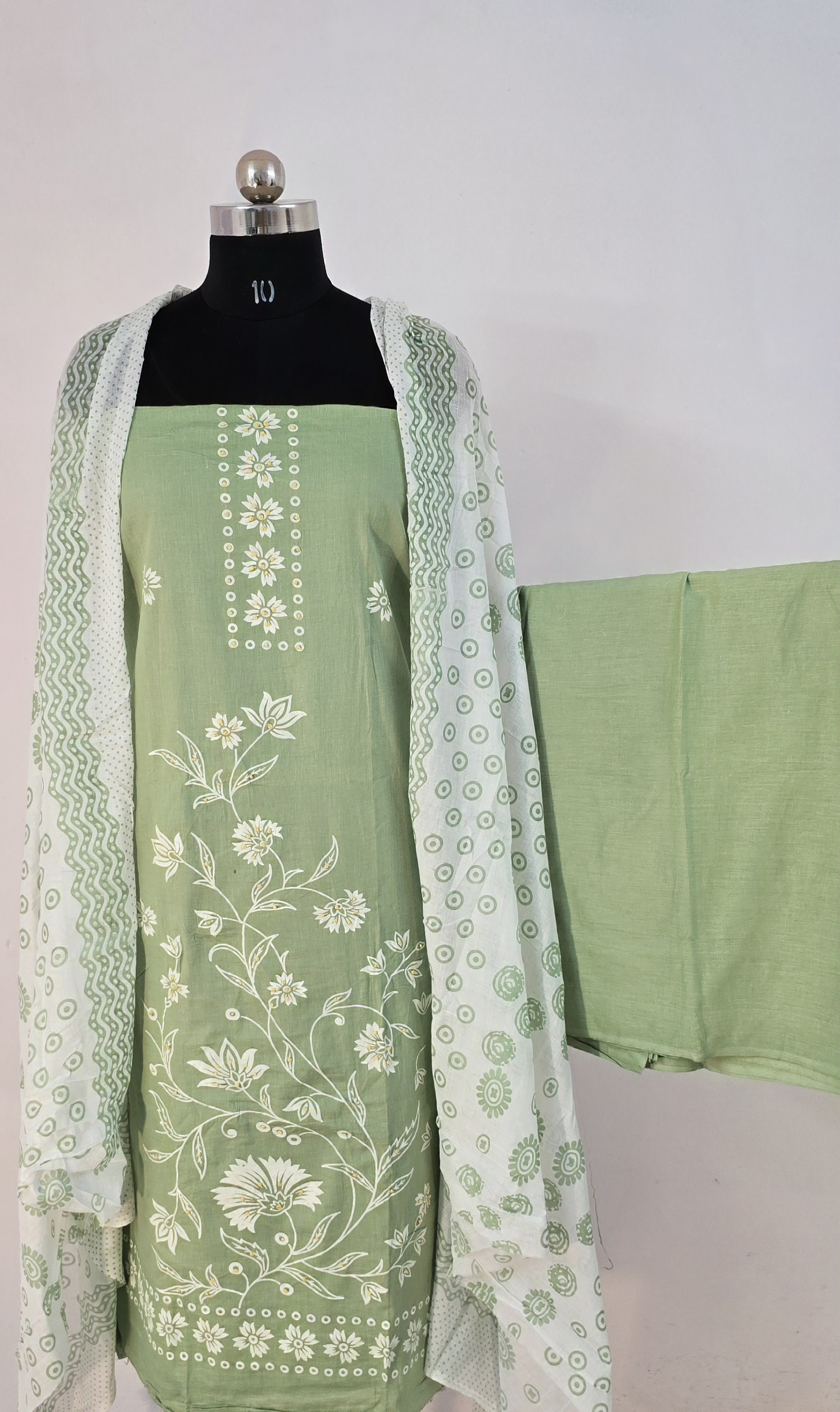 Archetype Series Green Elegant Suit