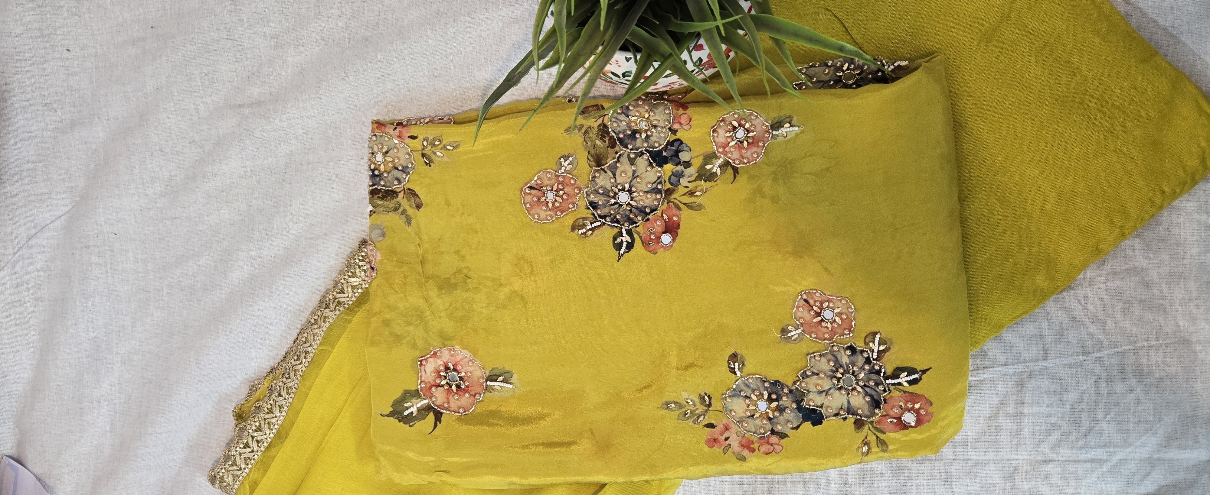 Saanjh Yellow