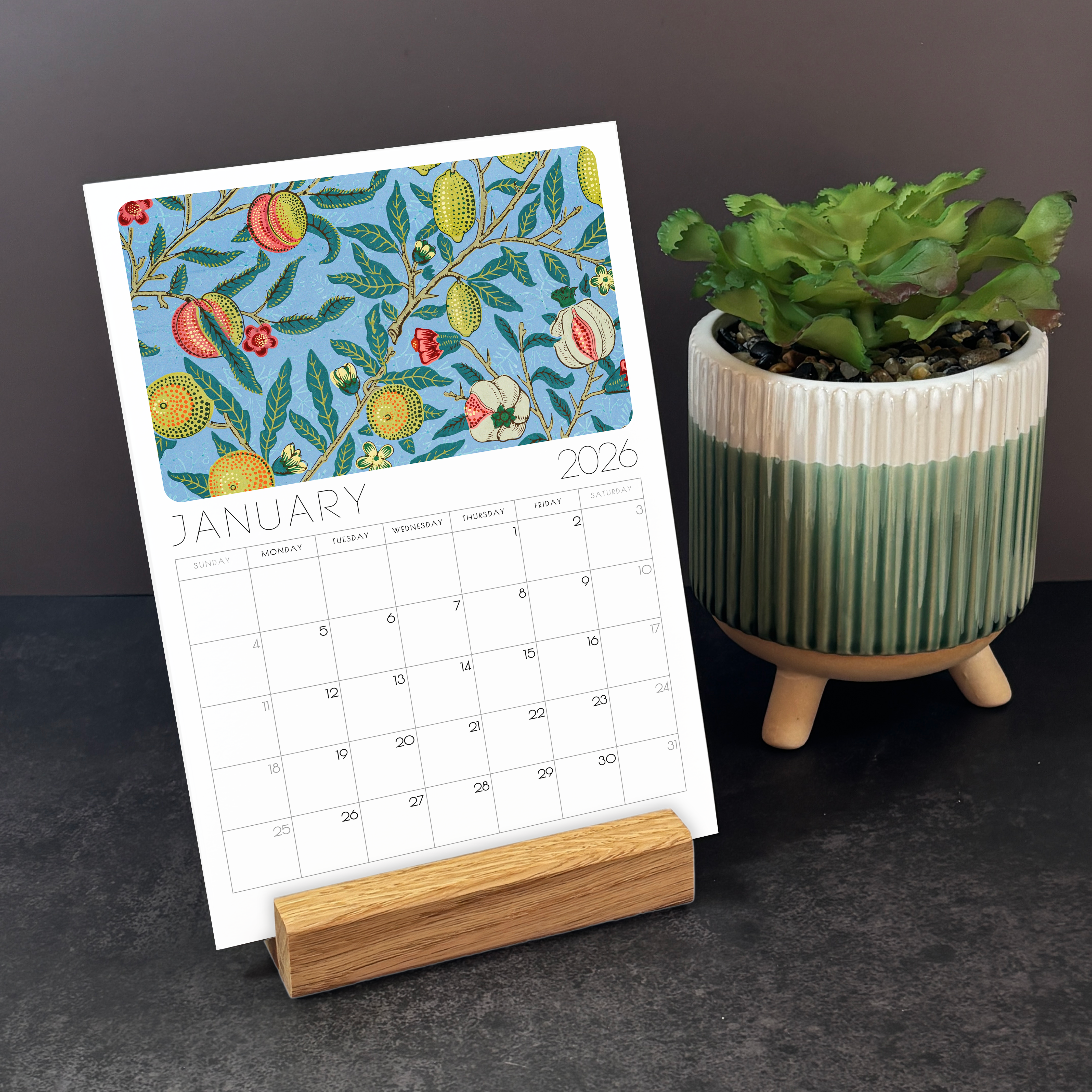 William Morris 2026 Desk Calendar – Vintage Arts & Crafts Floral Design with or without wooden stand
