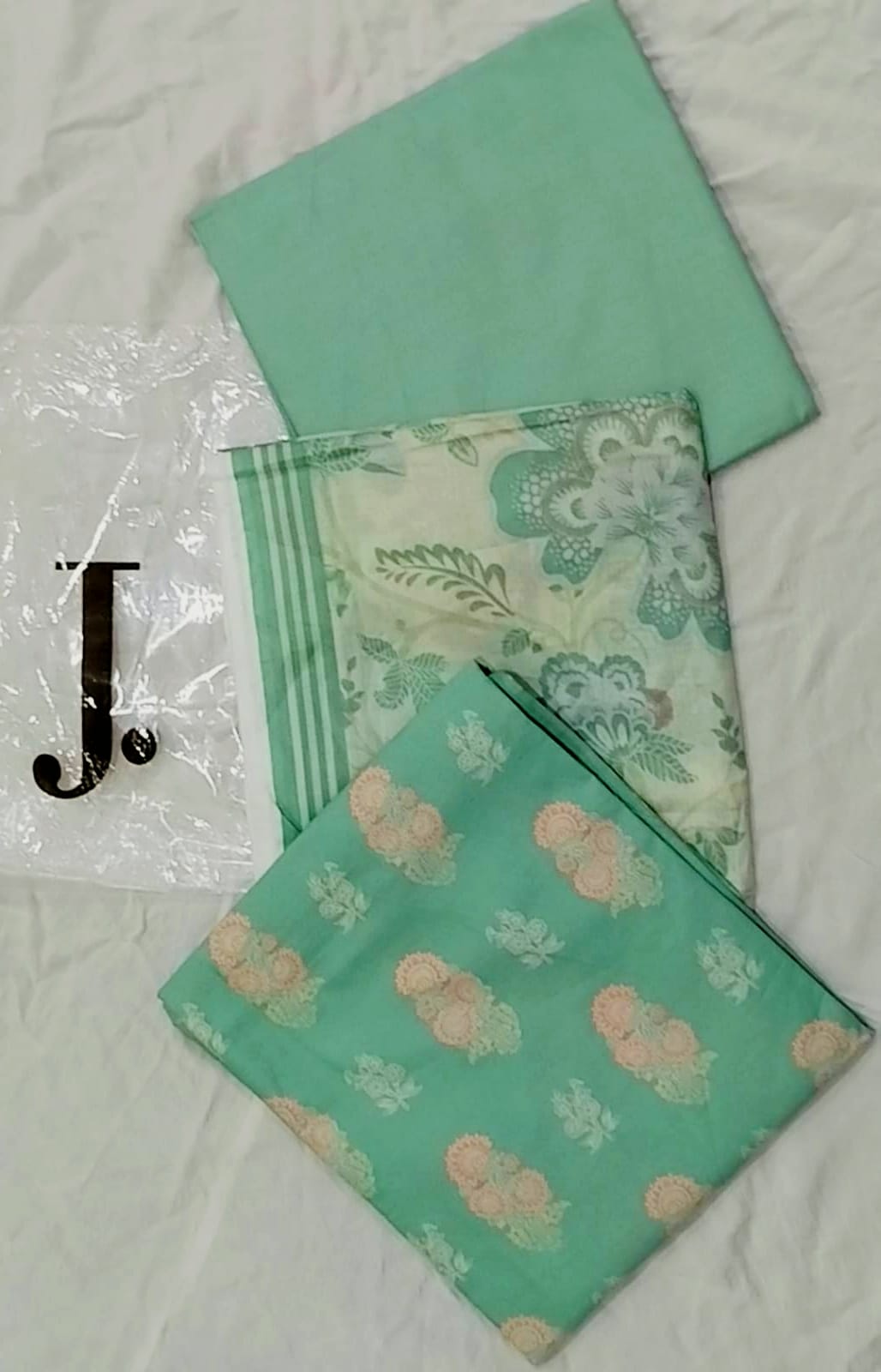 J. (Junaid Jamshed) 3-Piece Lawn unstiched