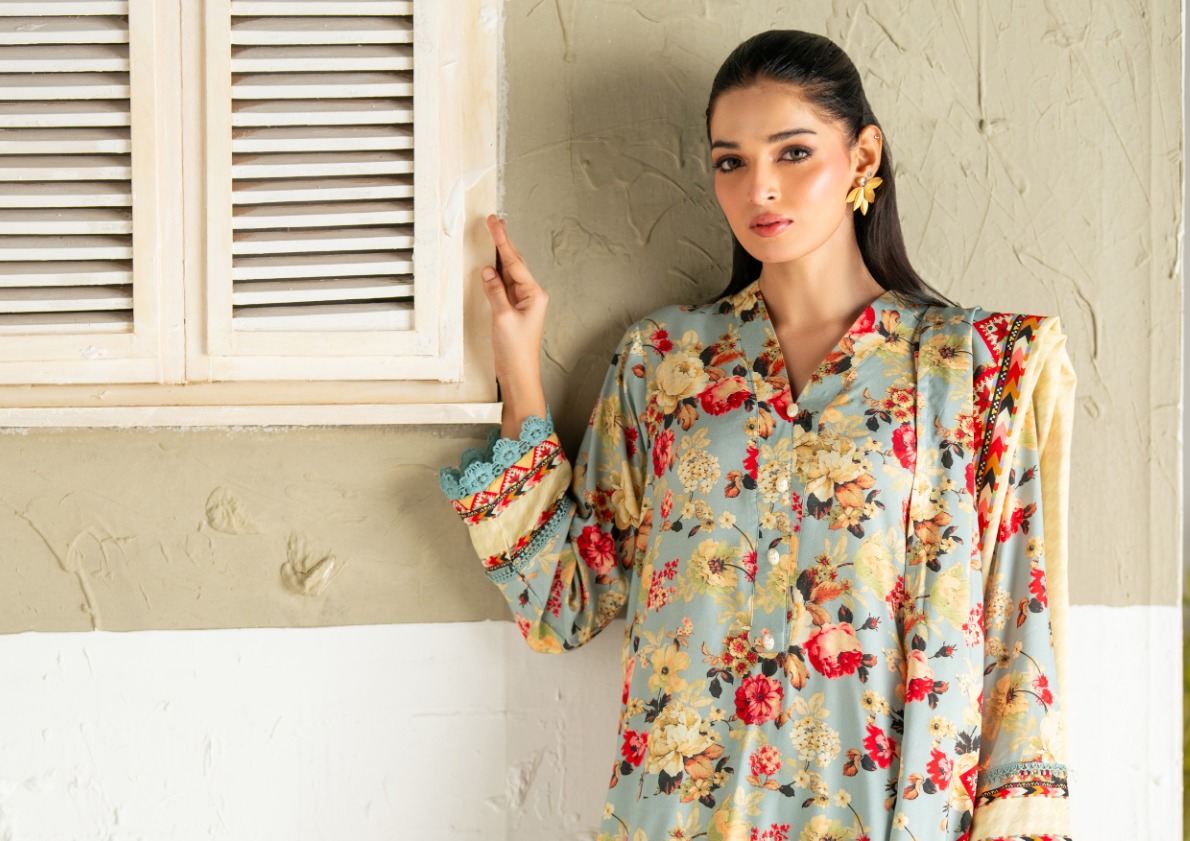 Regalia linen printed three piece. premium quality. 