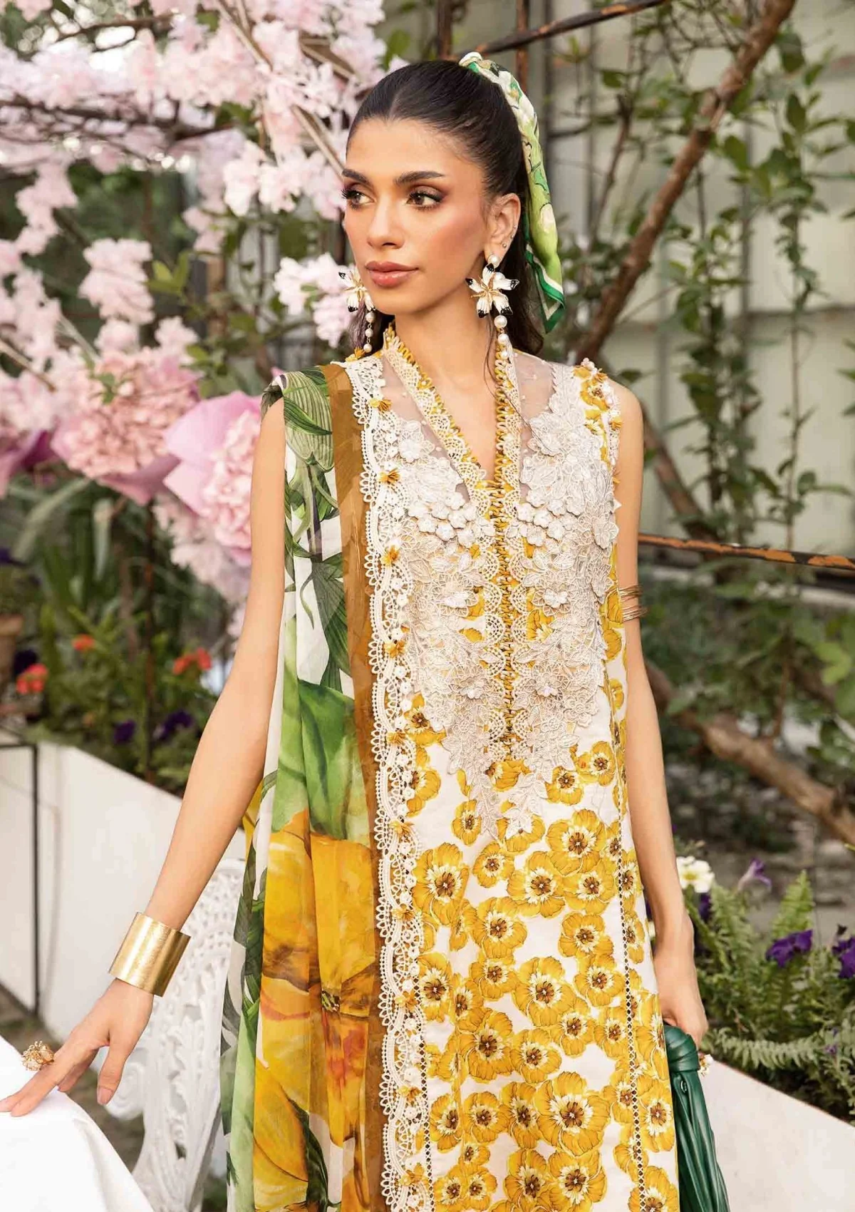 Maria B. Printed Lawn 3-Piece Suit