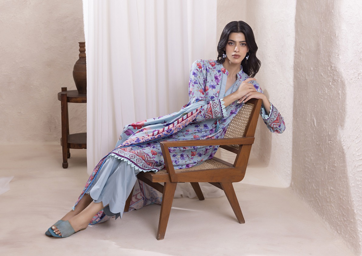 Regalia linen vol-3 printed three piece. premium quality. discount offer