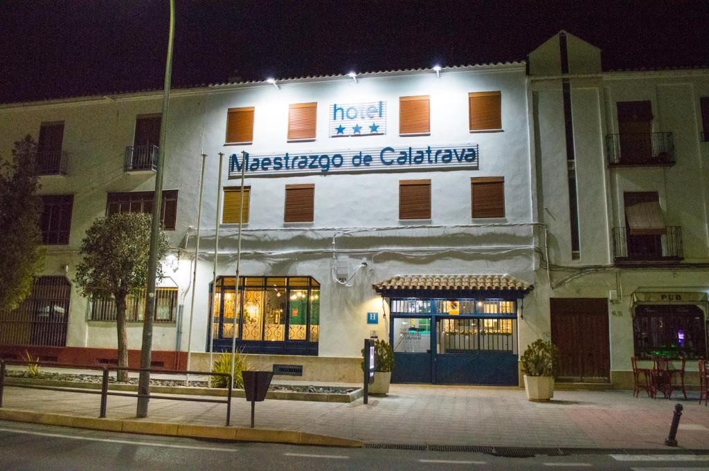 HOTEL MAESTRAZGO DE CALATRAVA