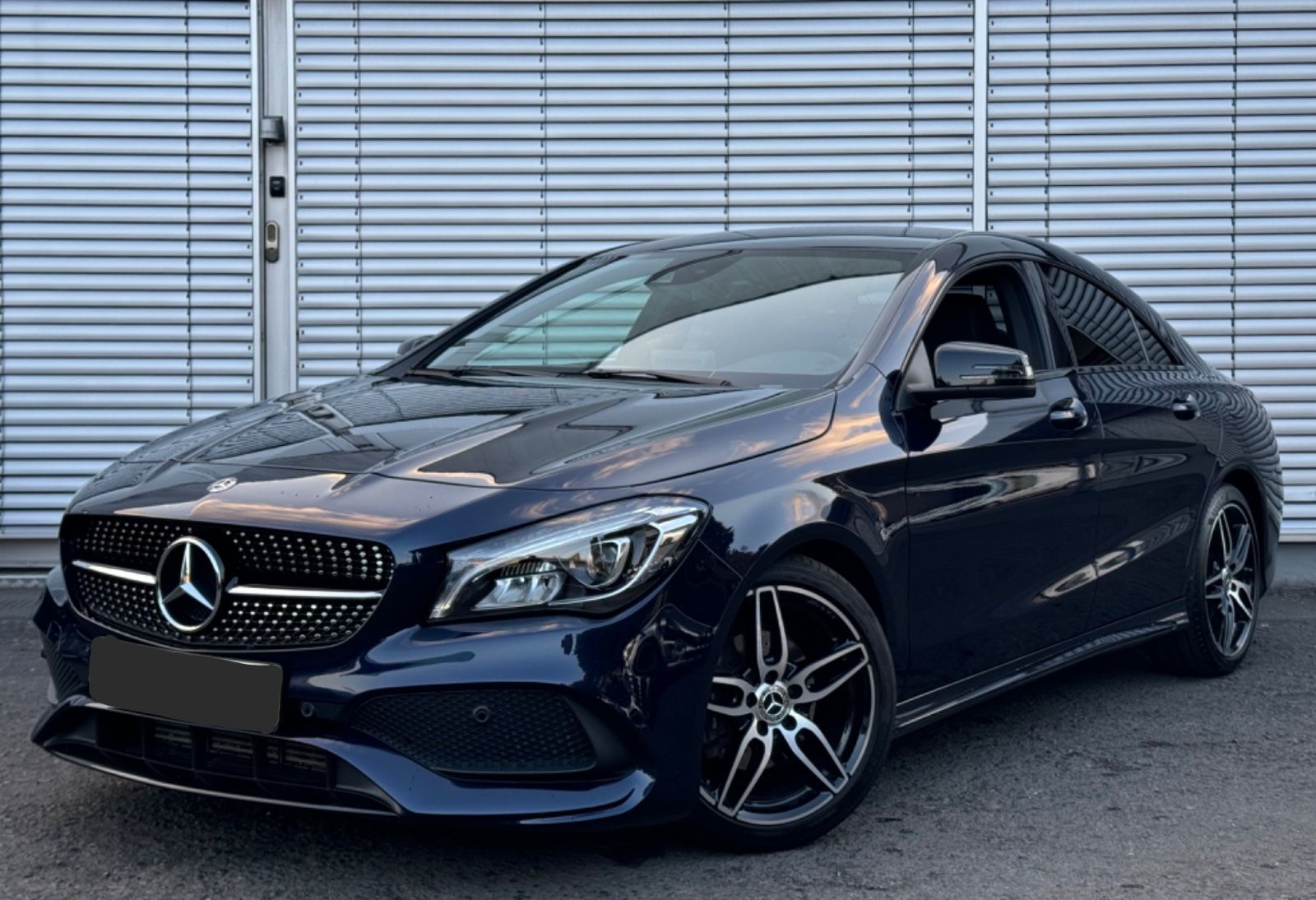 Mercedes-Benz CLA 200