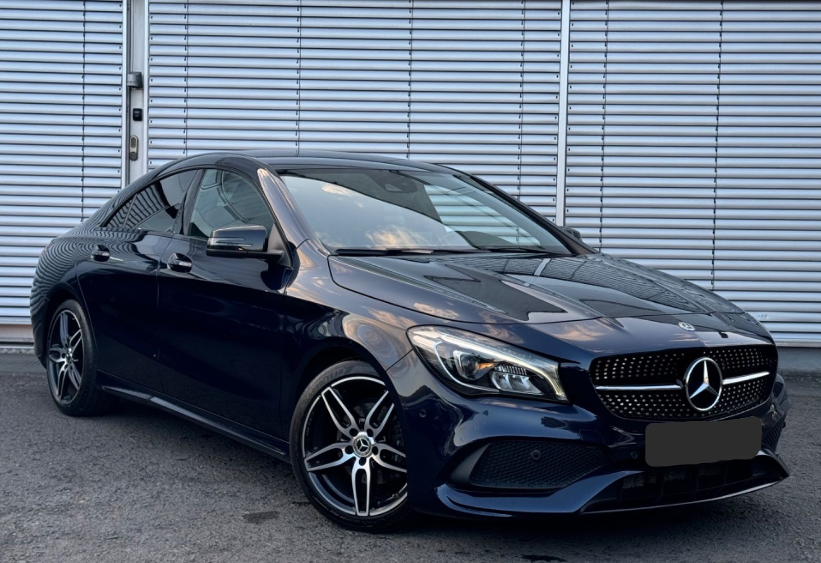 Mercedes-Benz CLA 200