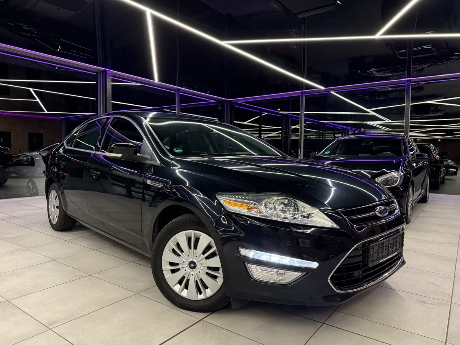 Ford Mondeo Limusina