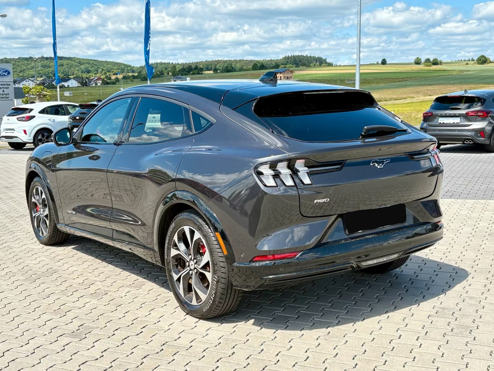 Mustang Mach-E Premium AWD