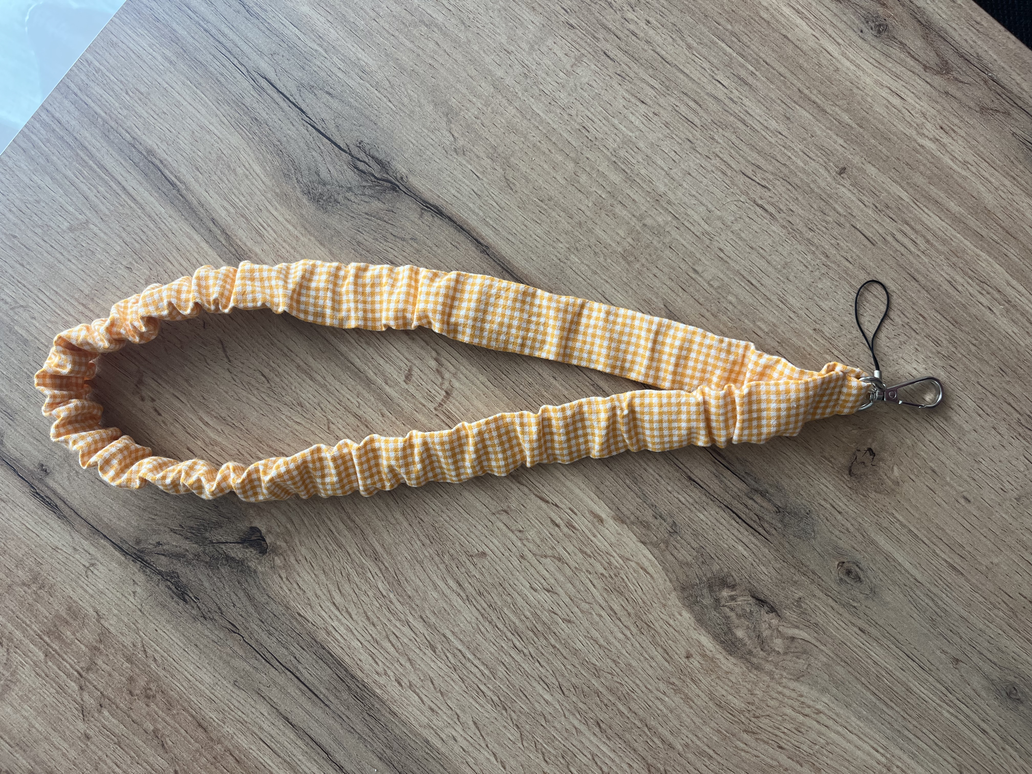 Cuelga llaves naranja