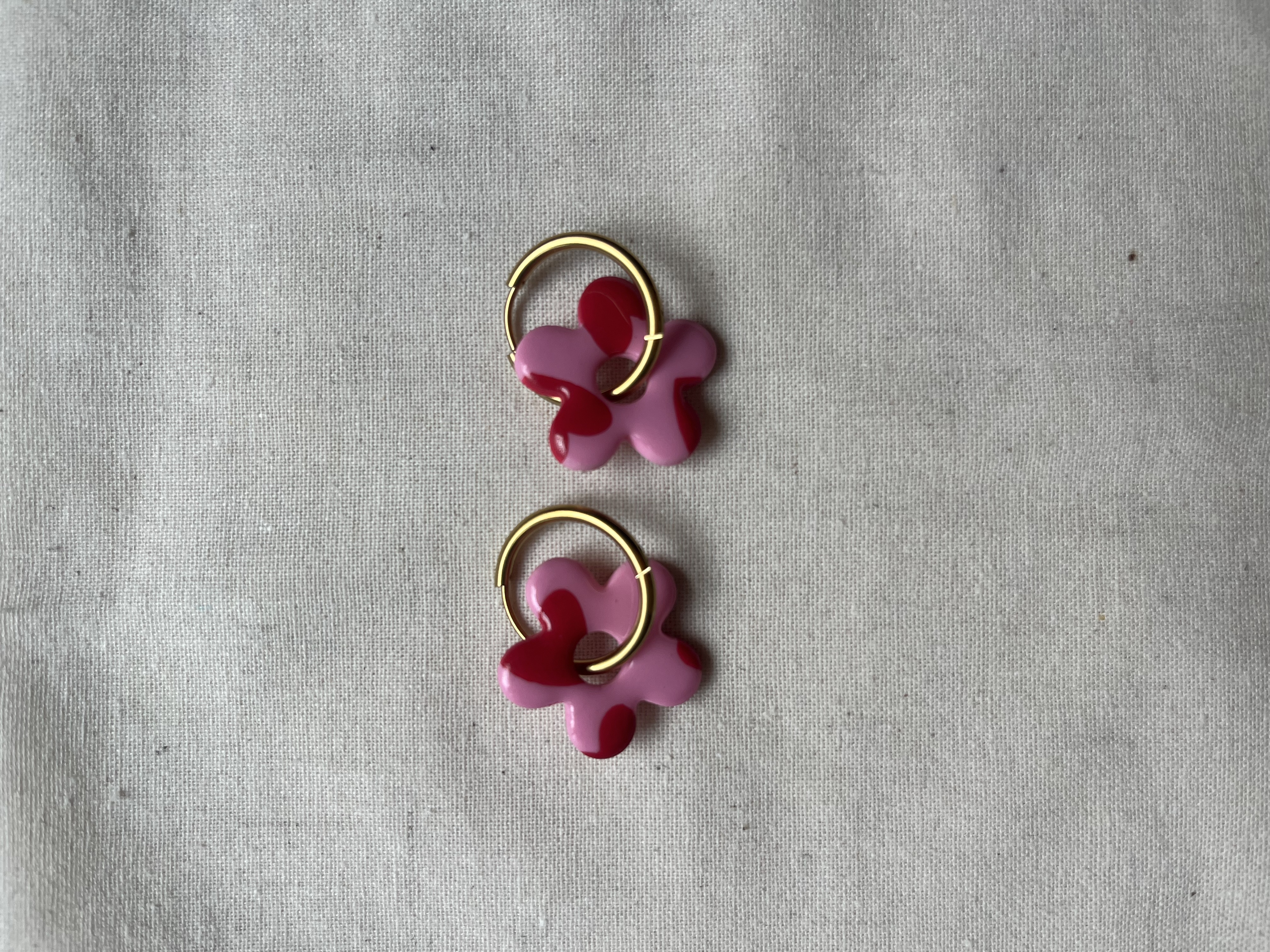 Aro flor rosa y corazones 