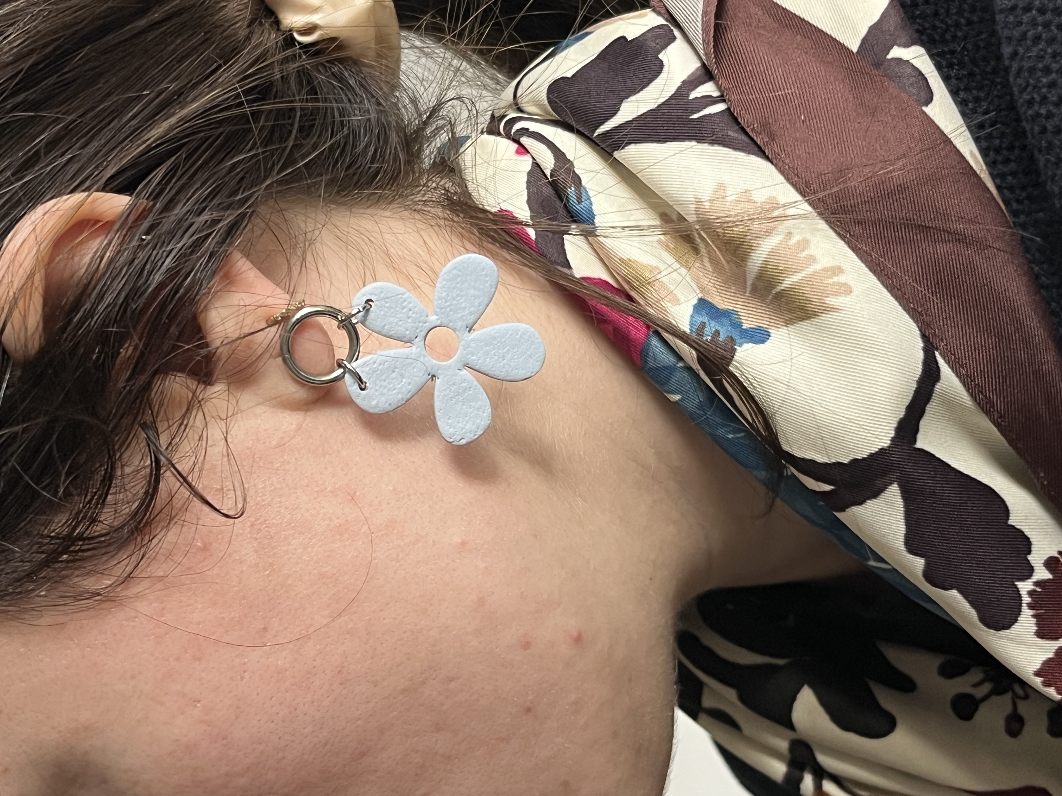 Flor azul dorada/plateada 