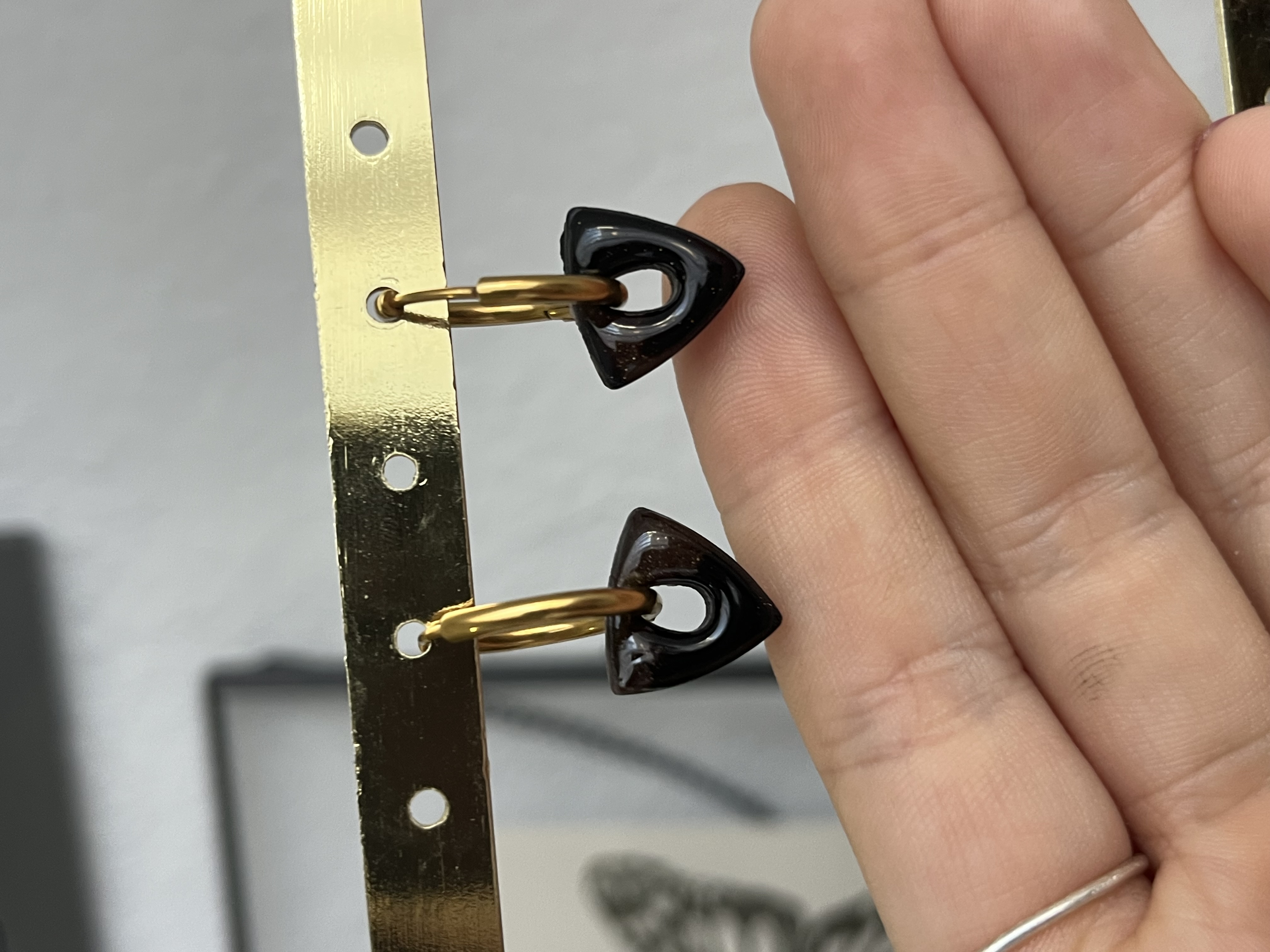 Aro charms marron mini