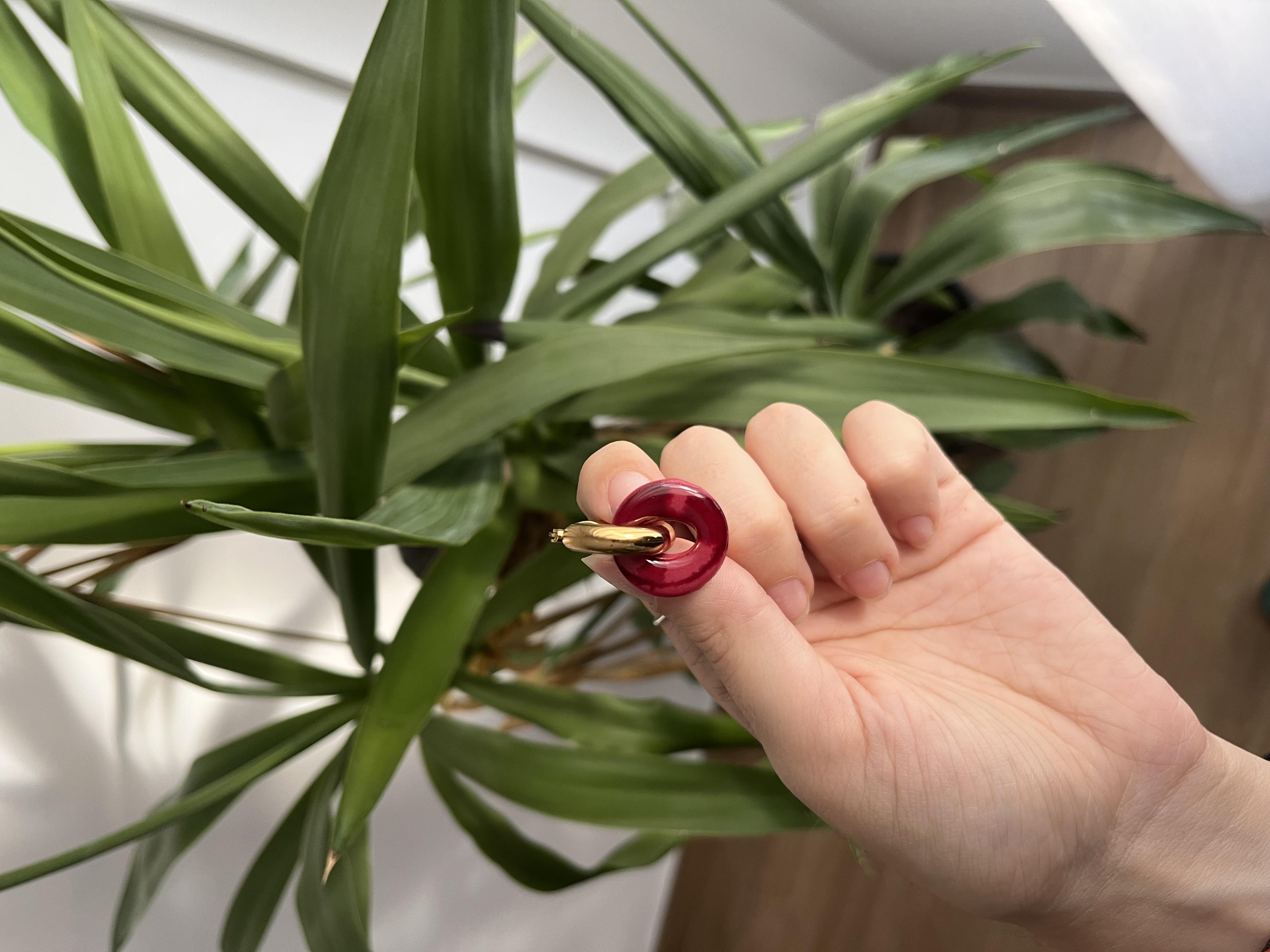 Aro charms flotadores rojos