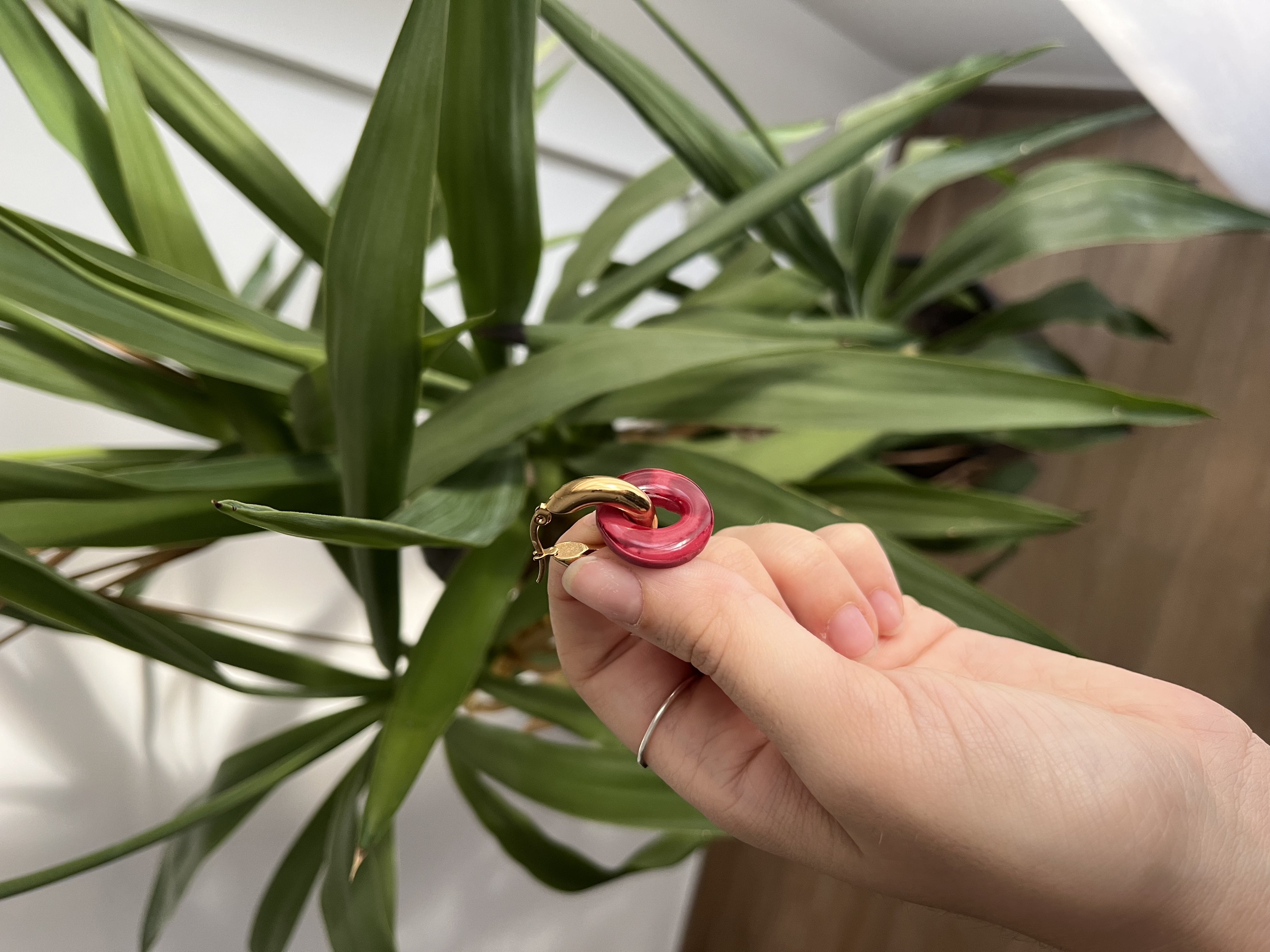 Aro charms flotadores rojos