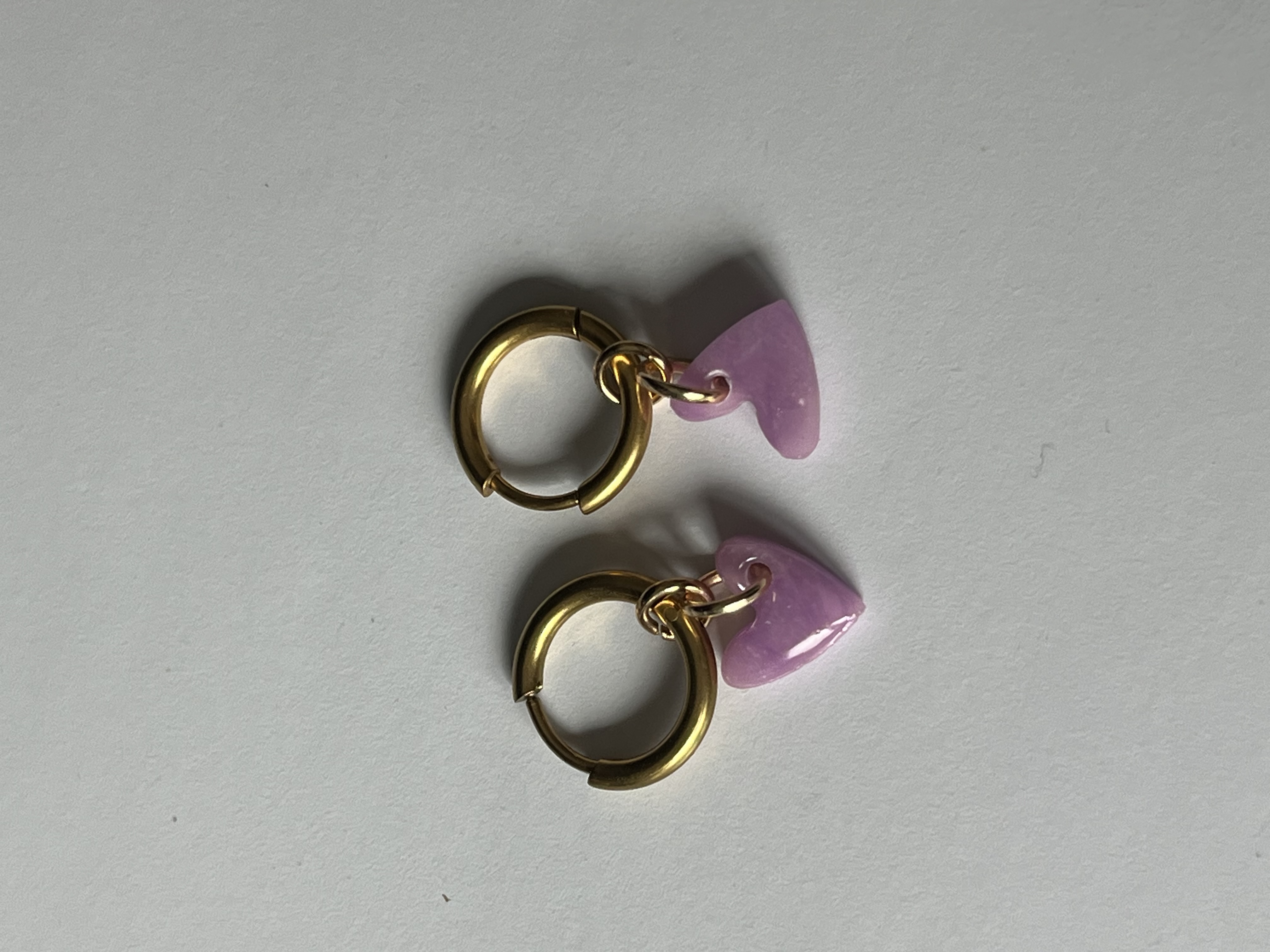 Aro mini charms rosa marmolado