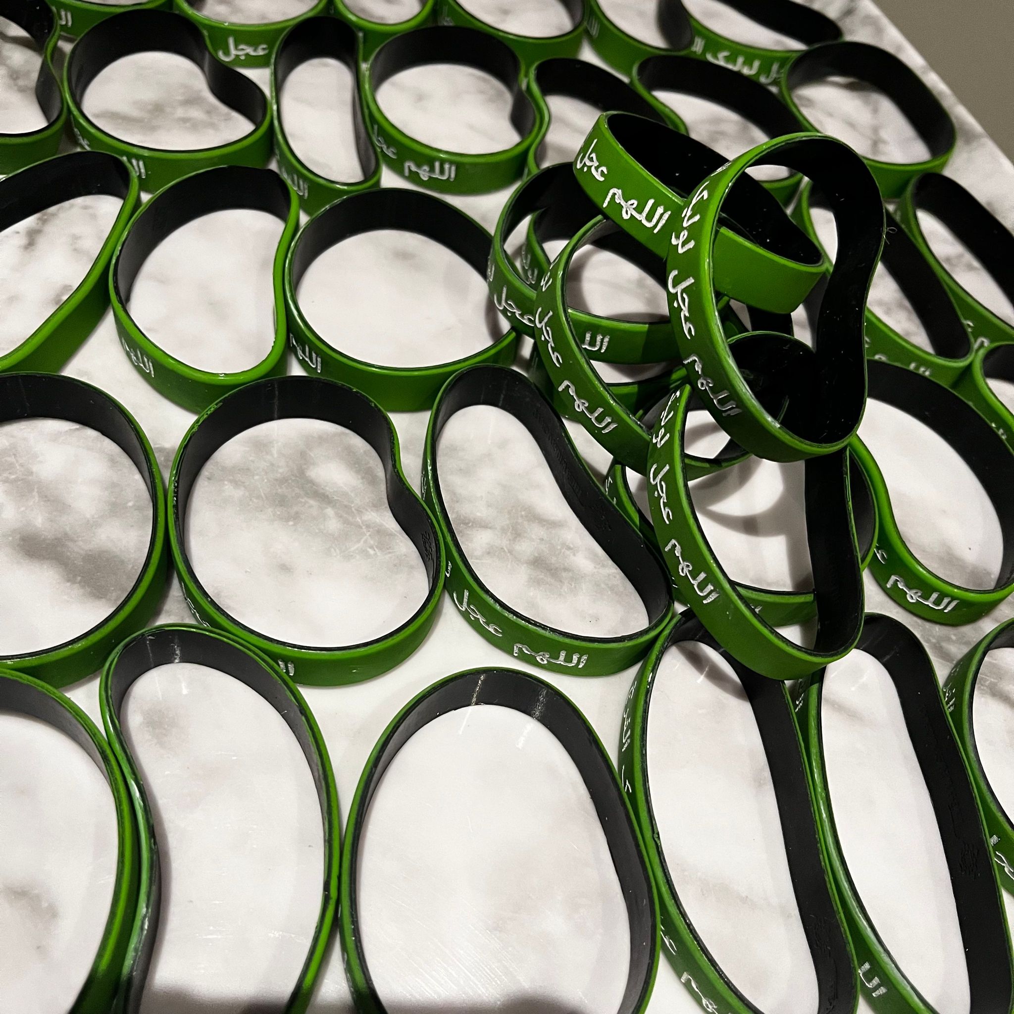 Muharram Karbala Azadari Wrist band, Ya Hussain Black Azadari Bracelet, Labbaik Ya Hussain Shia Wristband, Ashura Arbaeen Silicone band