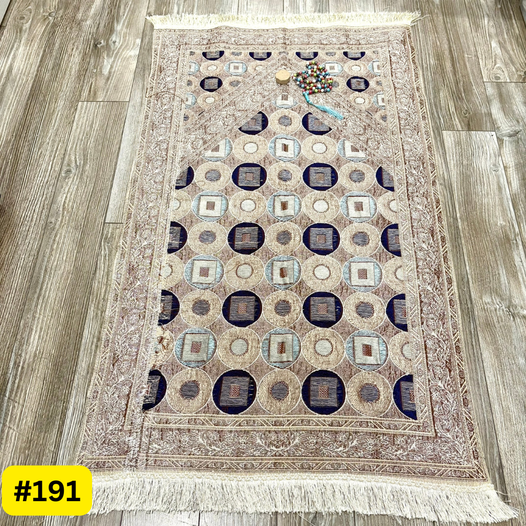Prayer mat with Tasbeeh and Turbah Giftset