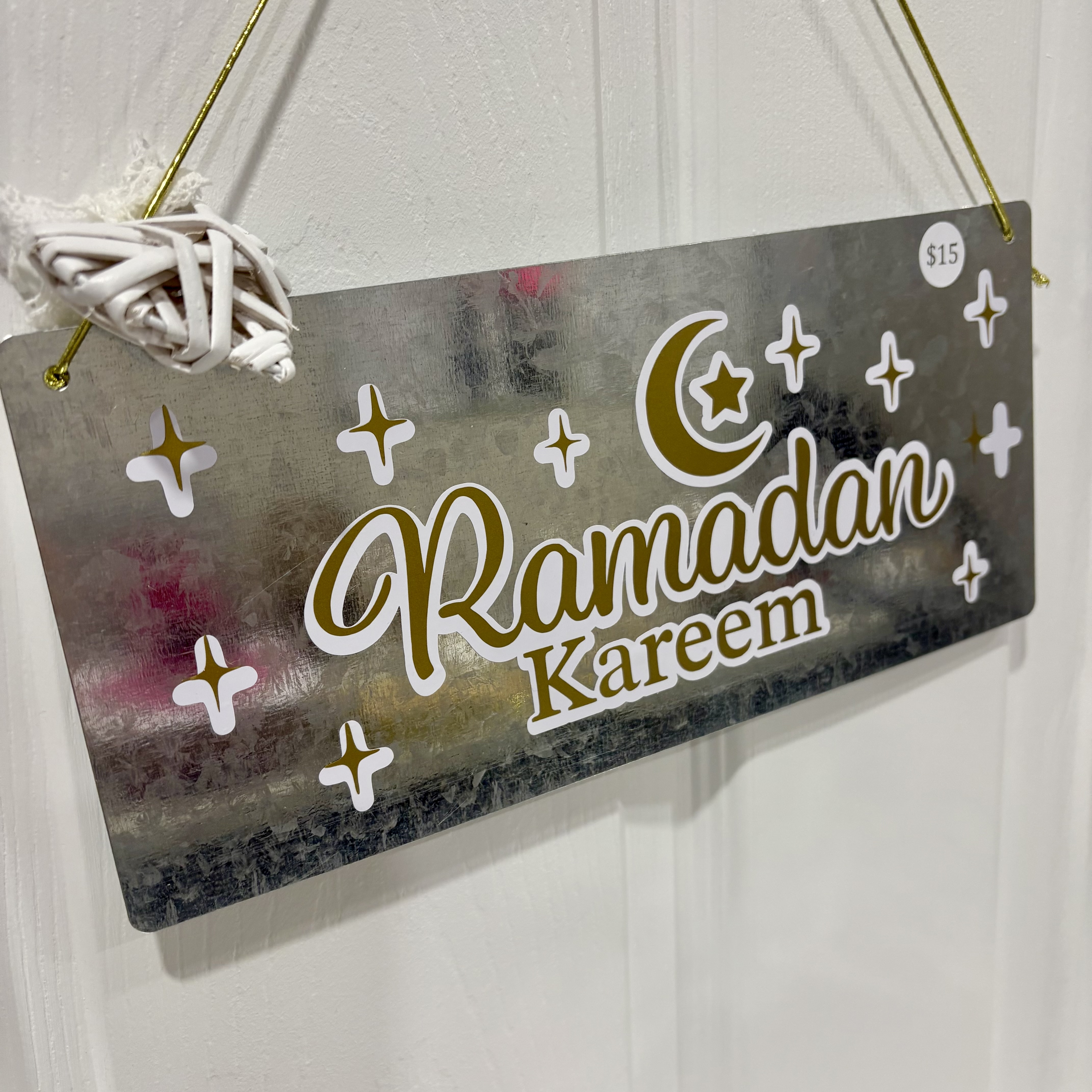 Ramadan Kareem Metal Sign – Islamic Wall Decor for Ramadan