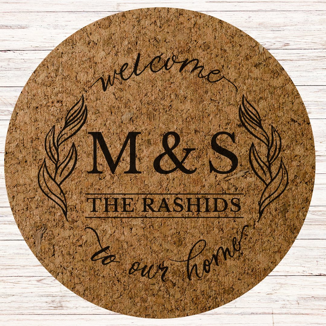 Family Name Engraved Cork Hot Mat Housewarming Kitchen Gift – Heat-Resistant Trivet for Kitchen & Dining