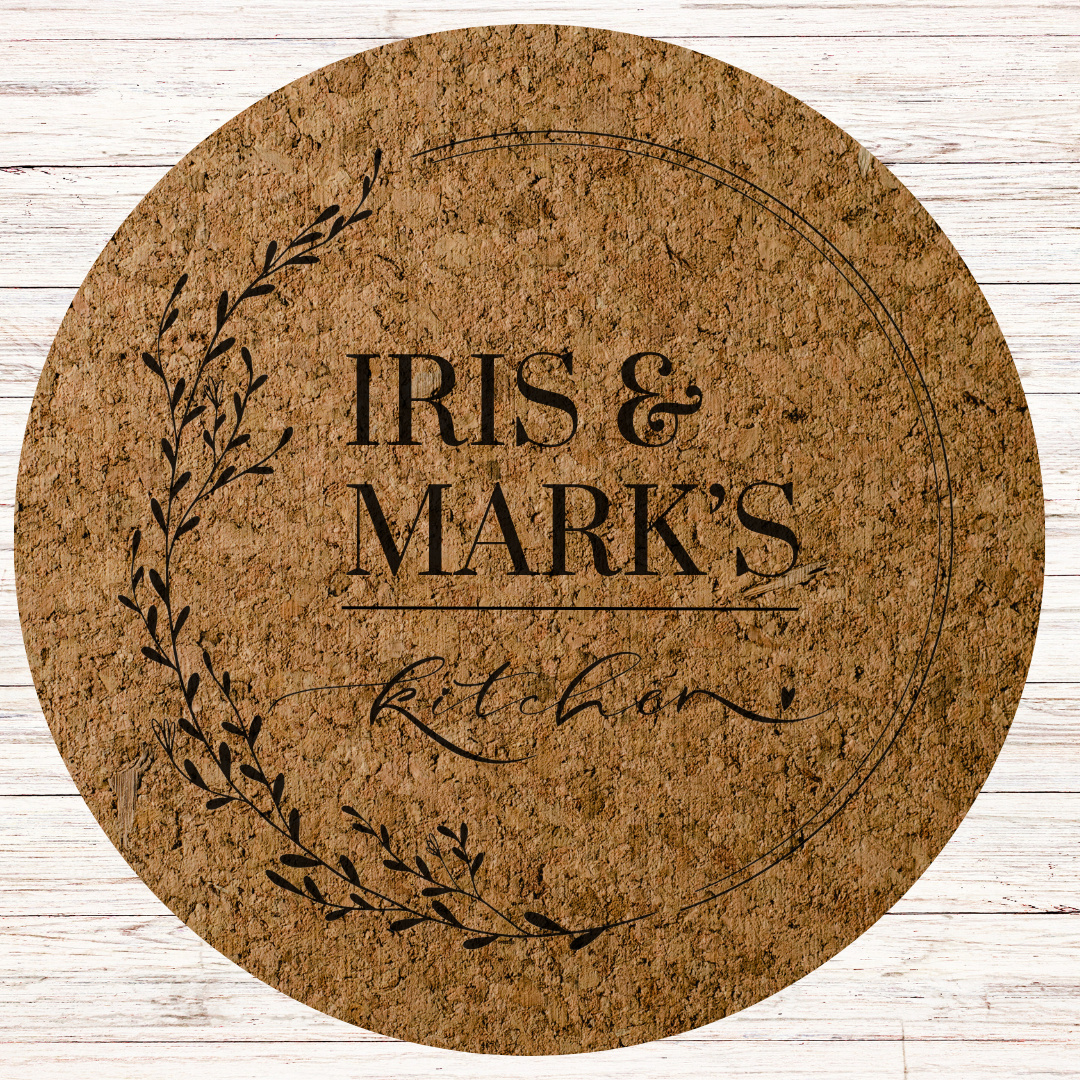 Family Name Engraved Cork Hot Mat Housewarming Kitchen Gift – Heat-Resistant Trivet for Kitchen & Dining