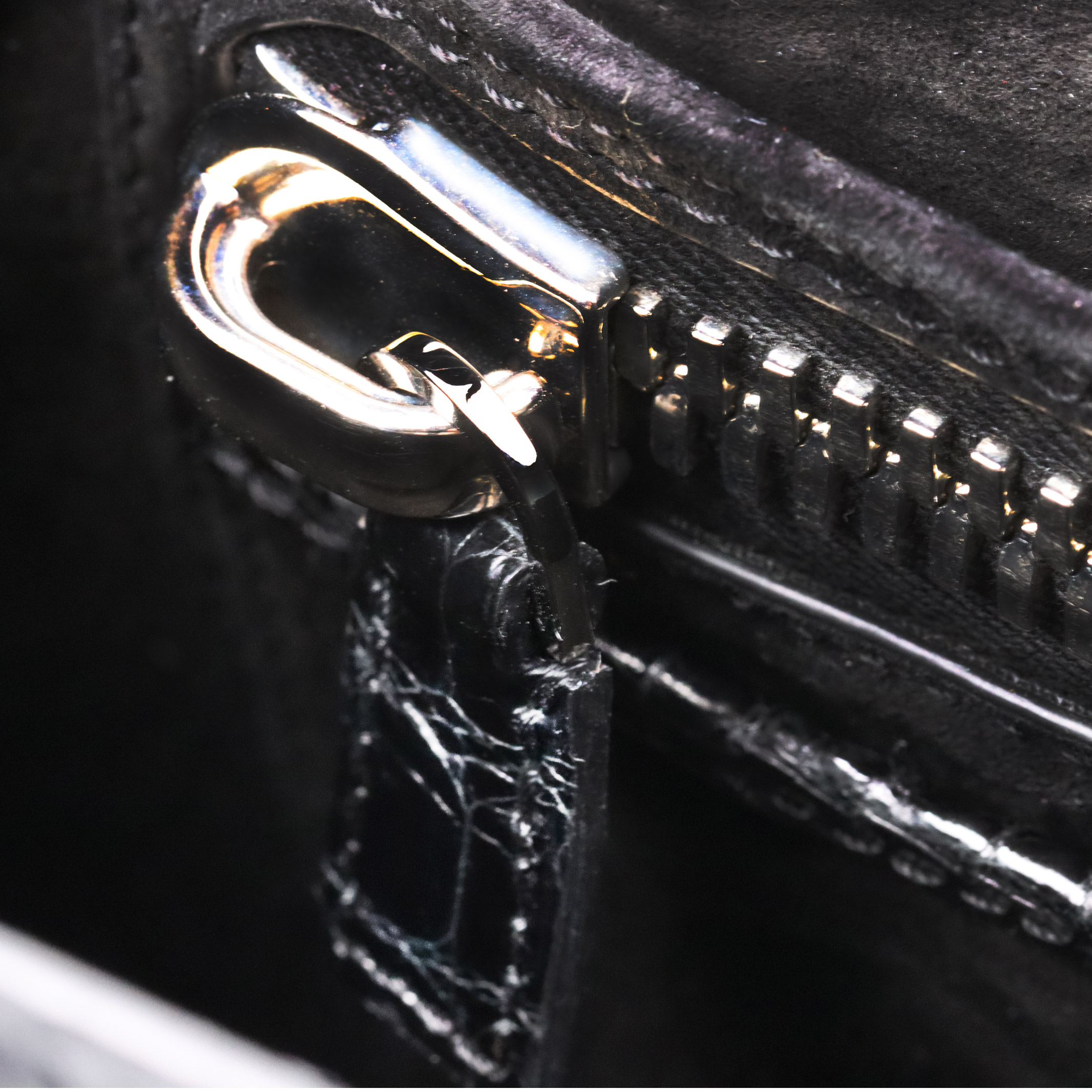 Emerald Green Croc Leather Handbag (J22-EG)