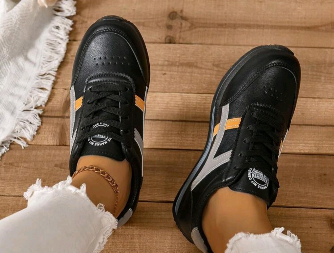 Black and Gray Casual Sneakers