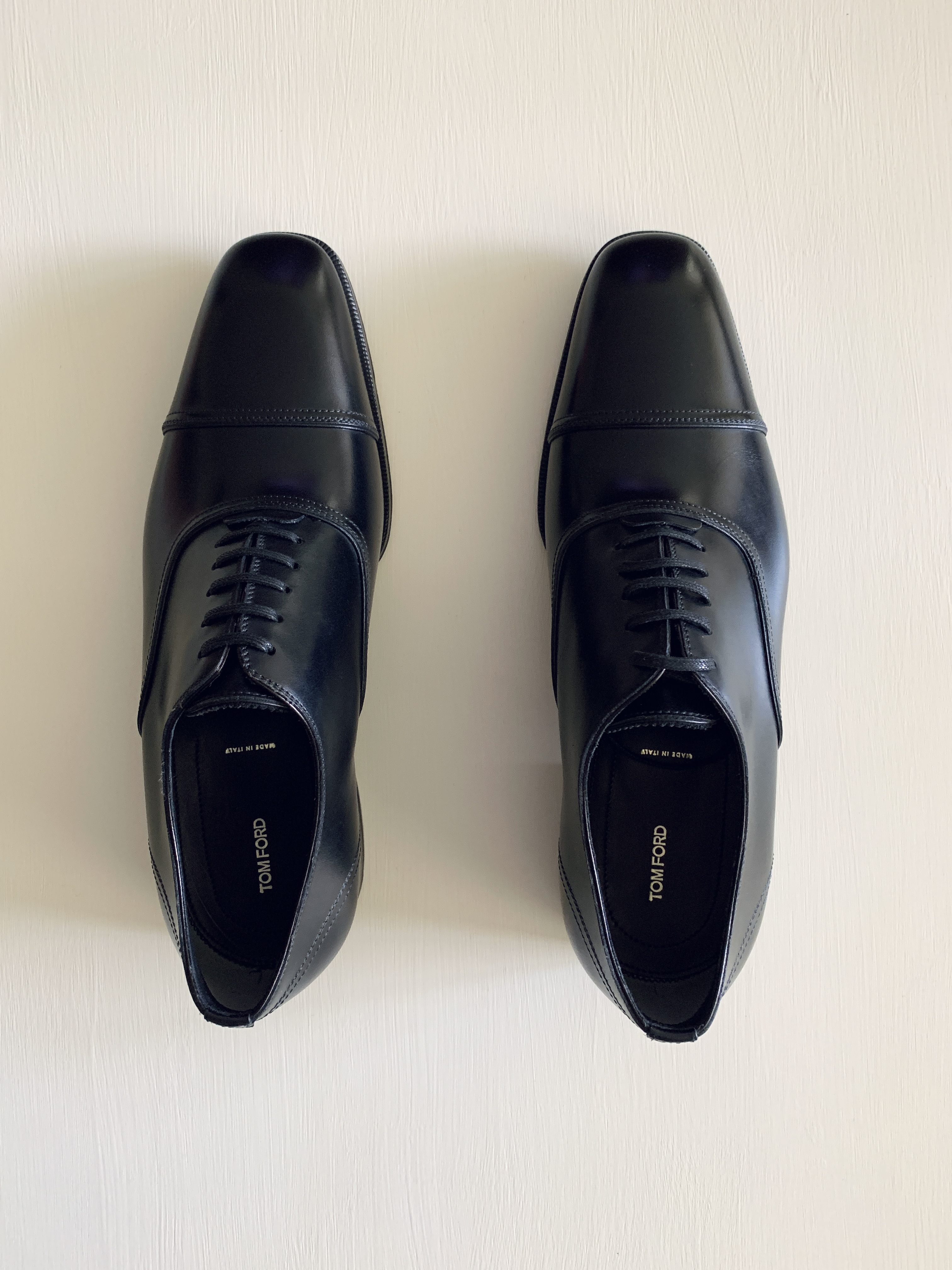 TOM FORD Black Captoe Dress Shoes