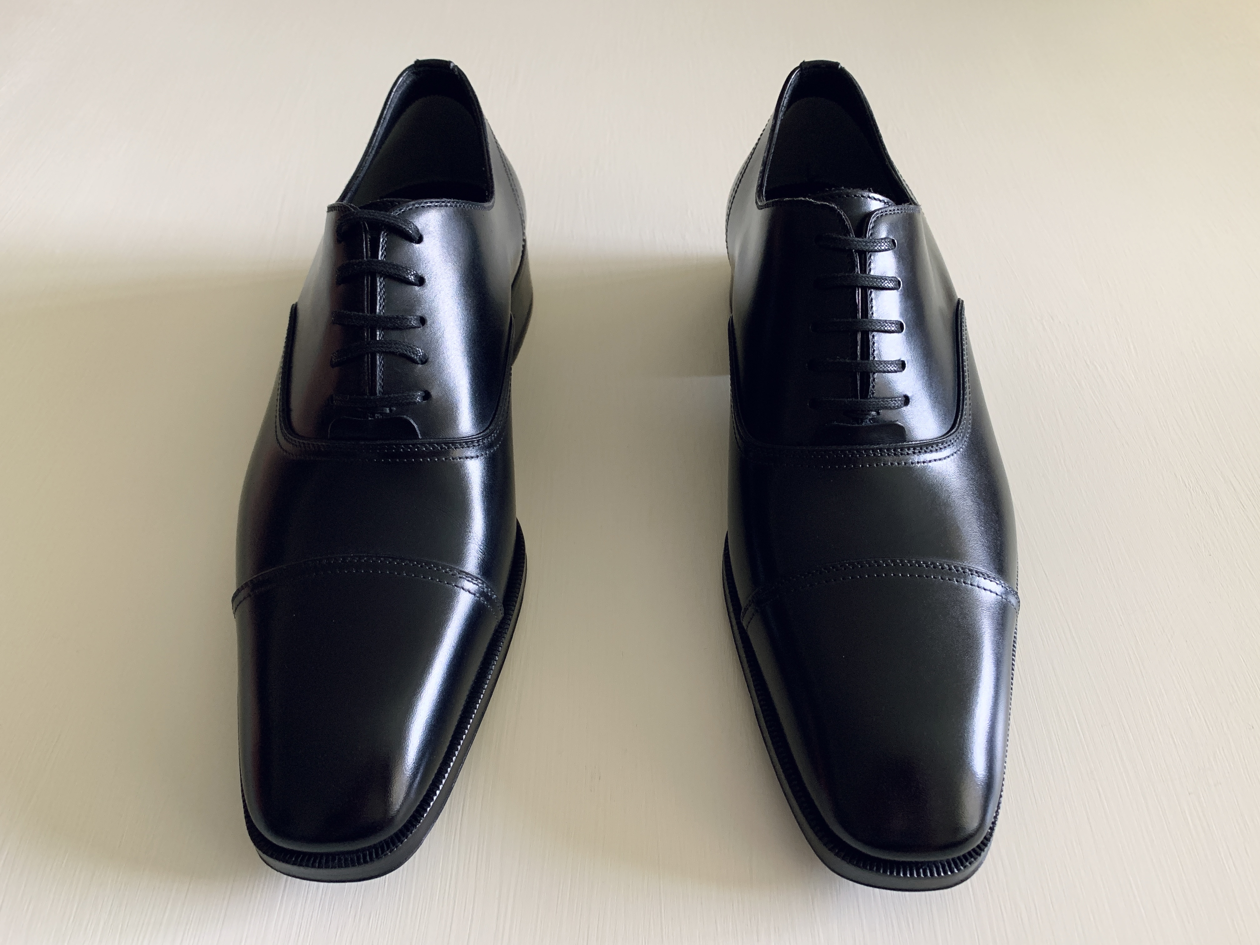 TOM FORD Black Captoe Dress Shoes