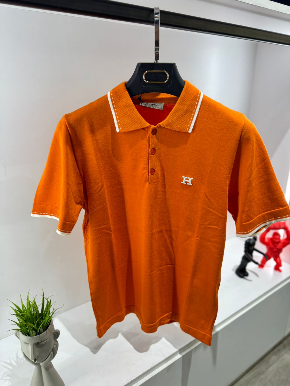 Men's Polo with Contrast Collar Stitching
