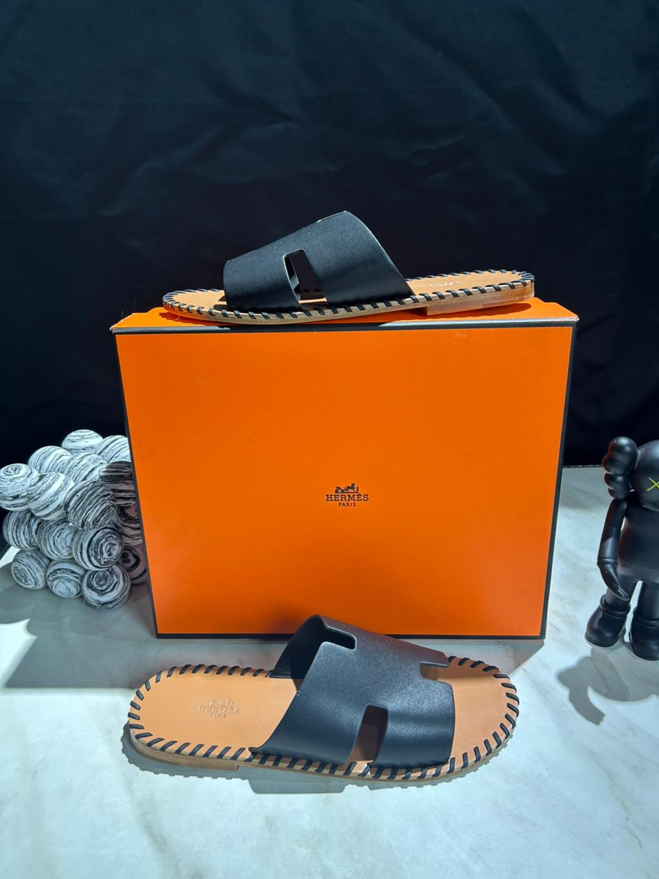 Contemporary Open-Toe Slides