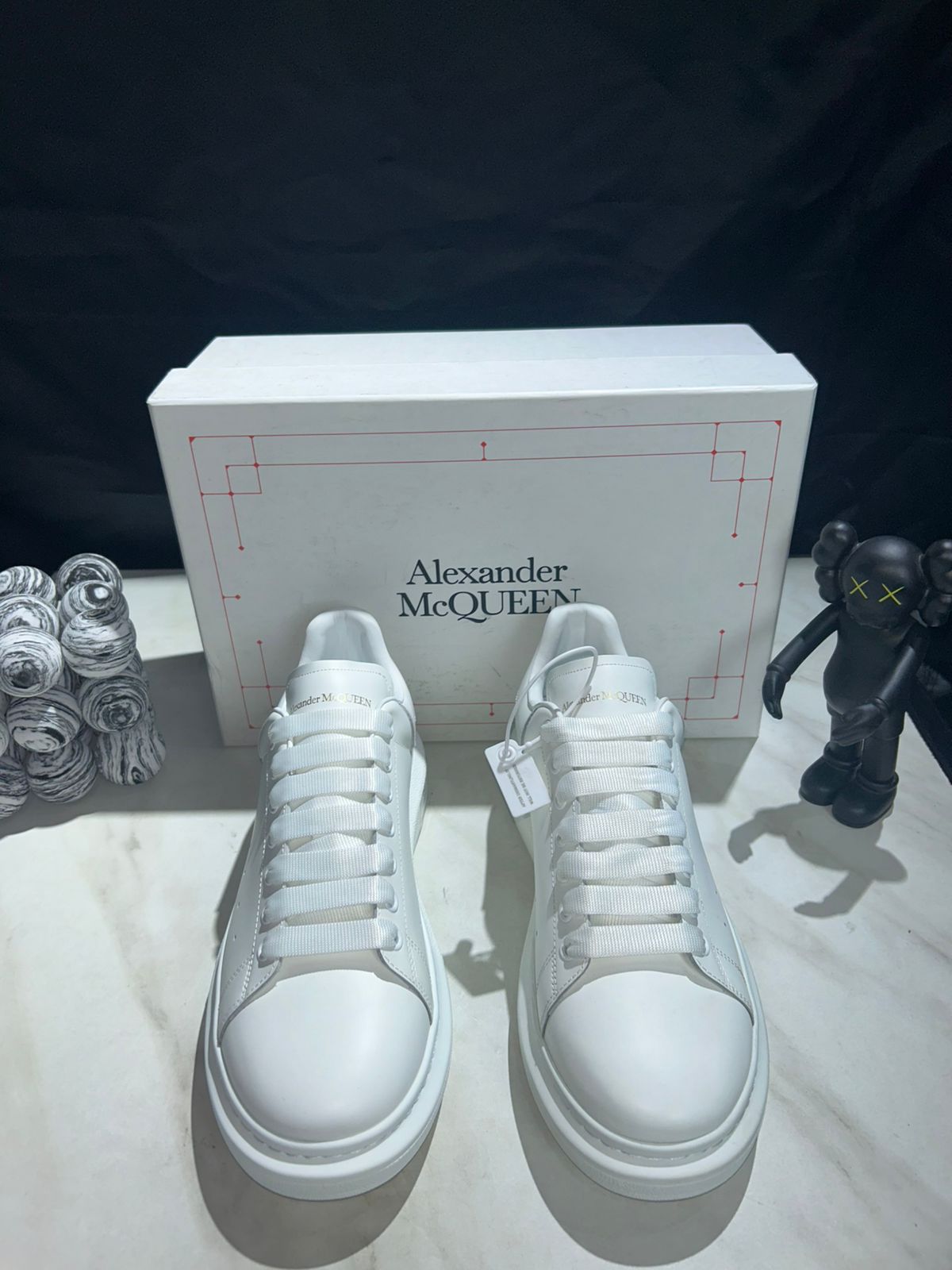 Men's Platform Sneakers with Minimalist Design