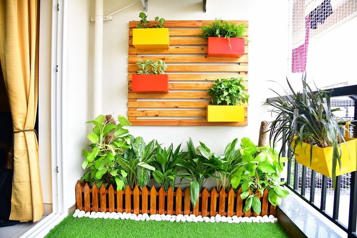 Wood Picket Fence 