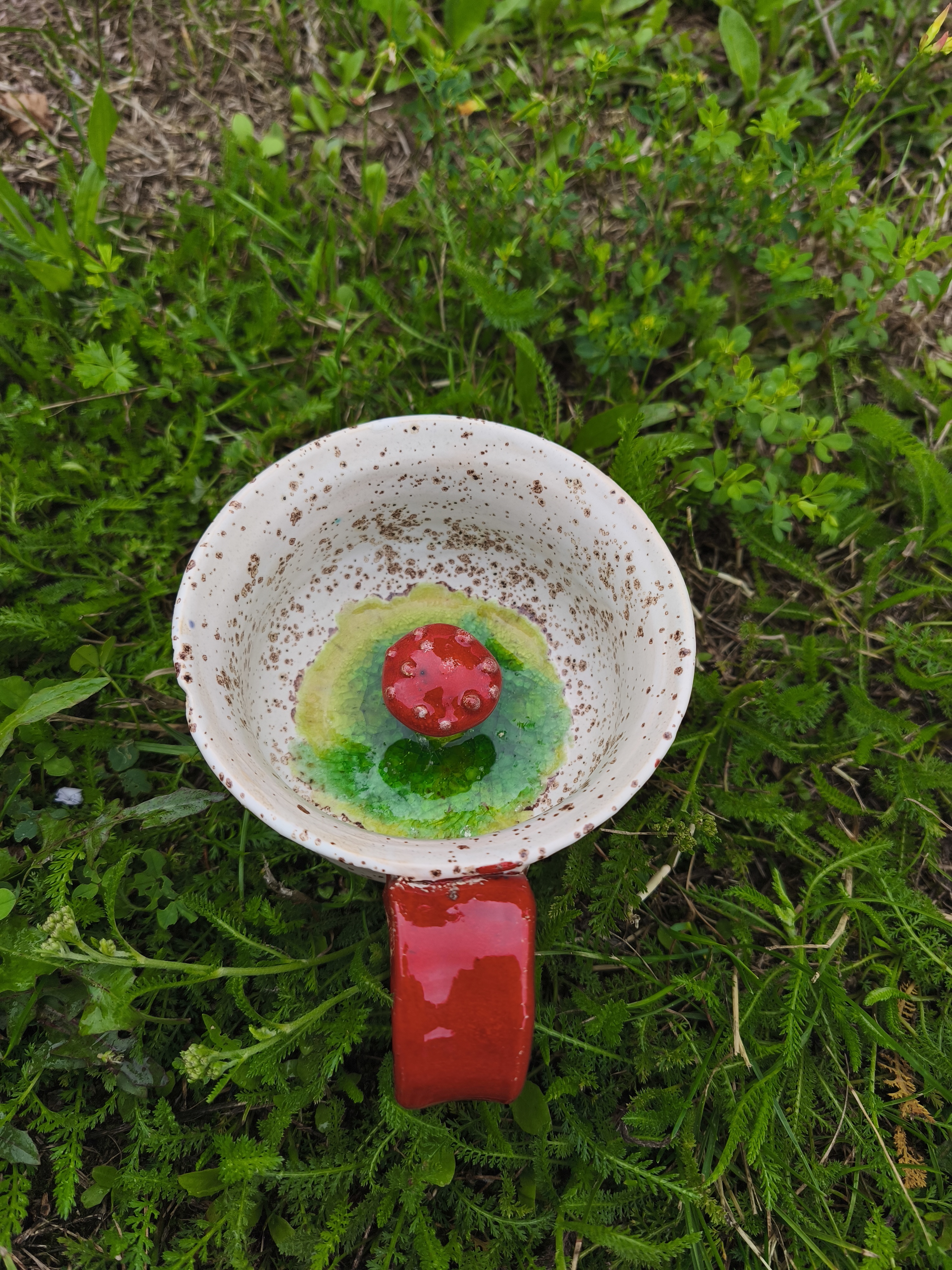 Überraschungs-Tasse