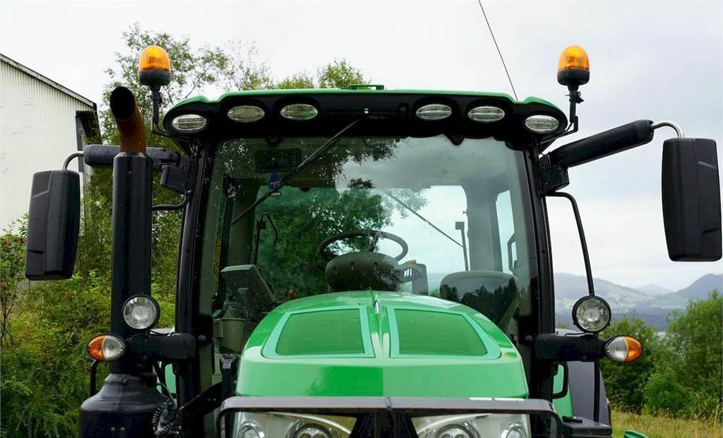 Tracteur Agricole John Deere 6155R – 2017 – 3 732 h