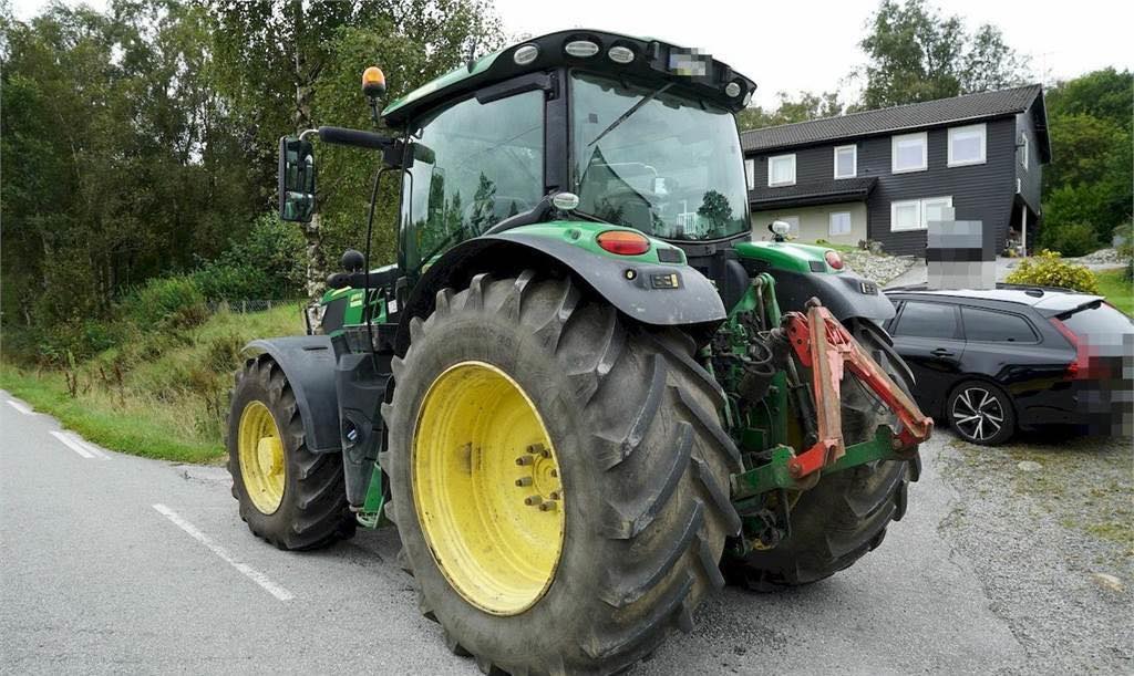Tracteur Agricole John Deere 6155R – 2017 – 3 732 h