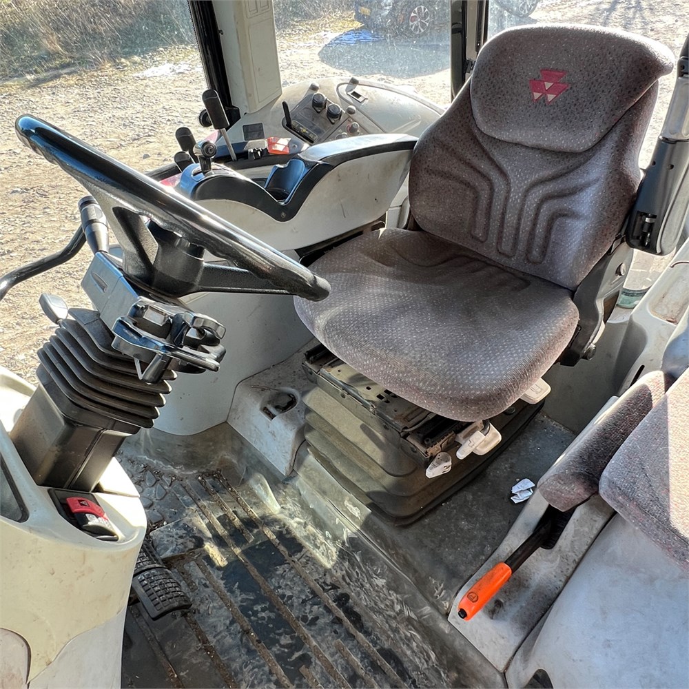 Tracteur Agricole Massey Ferguson 6480 Dyna 6 – 145 ch – Année 2007 – 3 678 h