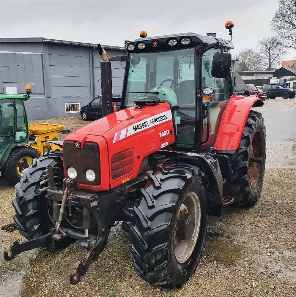 Tracteur Massey Ferguson 7480 Dyna VT – 147 ch – Année 2004 – 2 600 heures