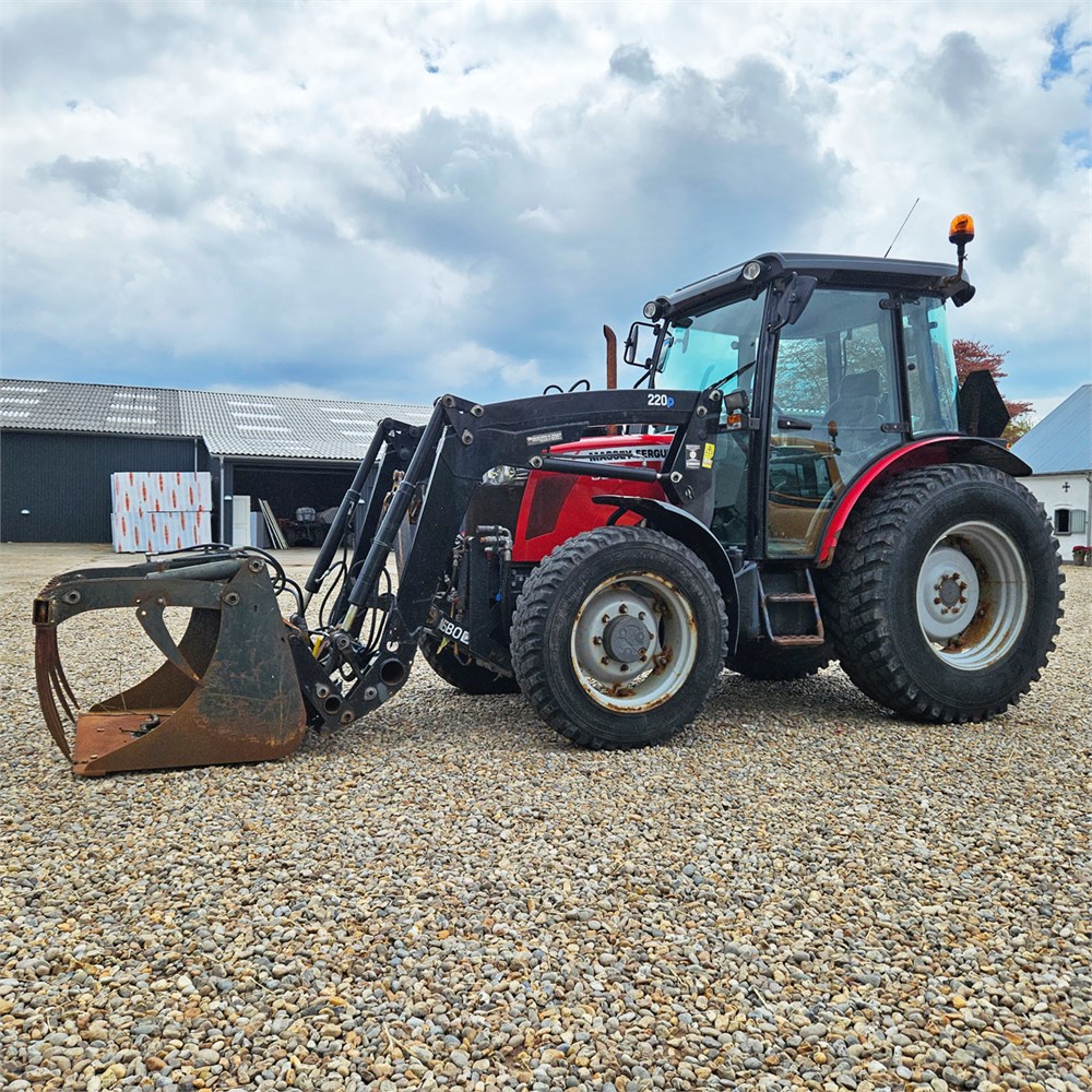 Massey Ferguson 3625 – 69 ch – 2013 – 3 448 heures