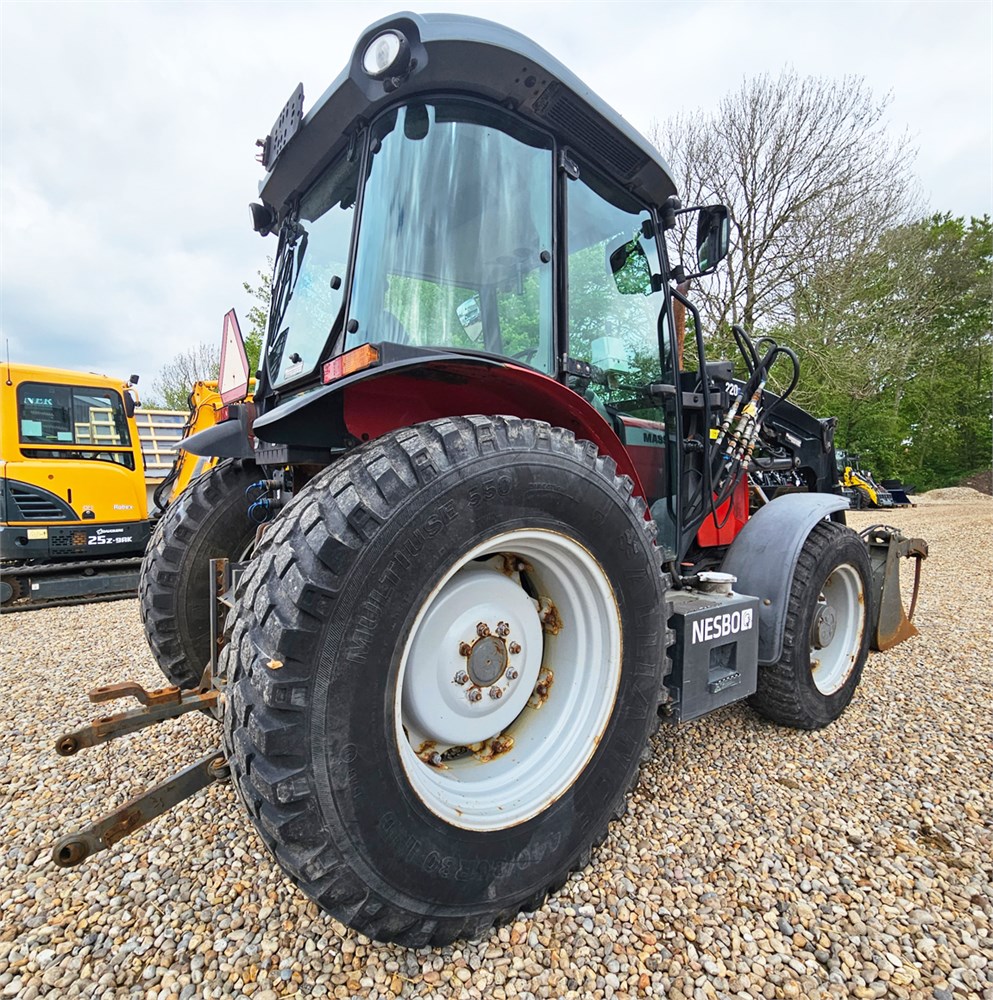 Massey Ferguson 3625 – 69 ch – 2013 – 3 448 heures