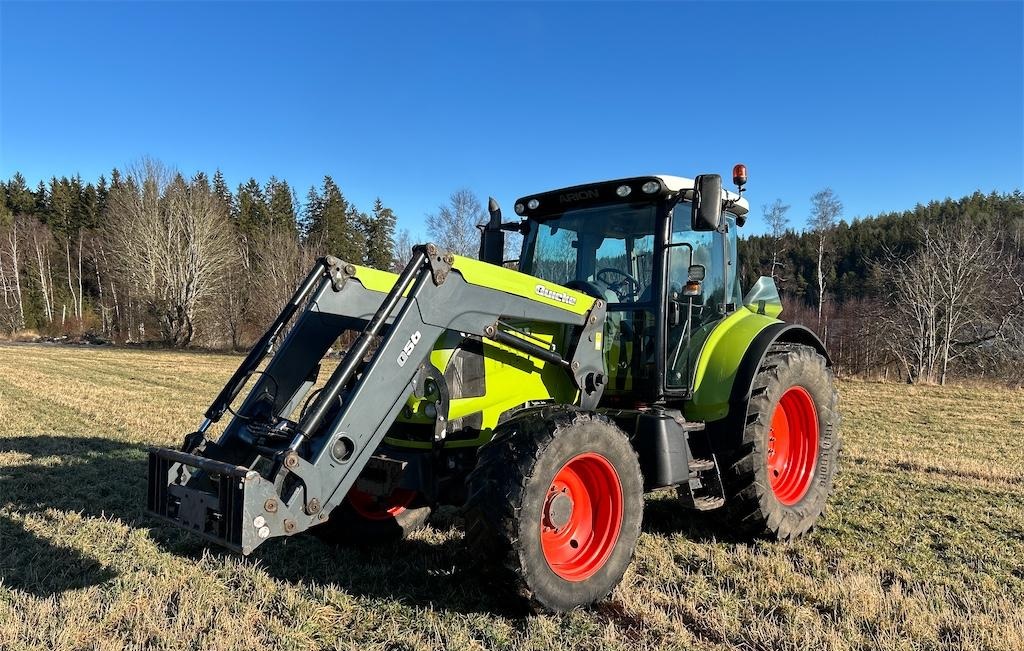 CLAAS 630C Arion avec chargeur – 154 ch – 2011 – 6 199 heures