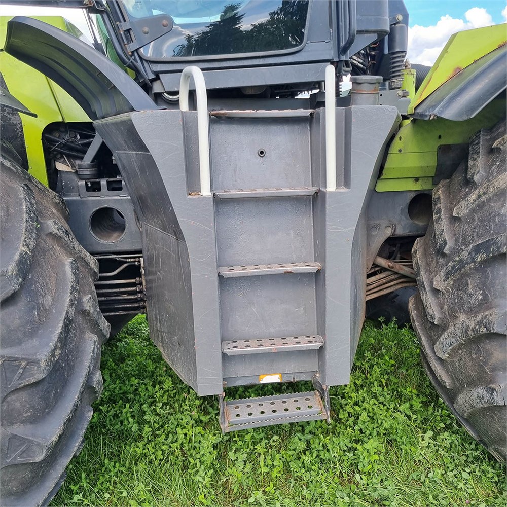 CLAAS Xerion 3300 TRAC VC – 305 ch – 2008 – 16 700 heures