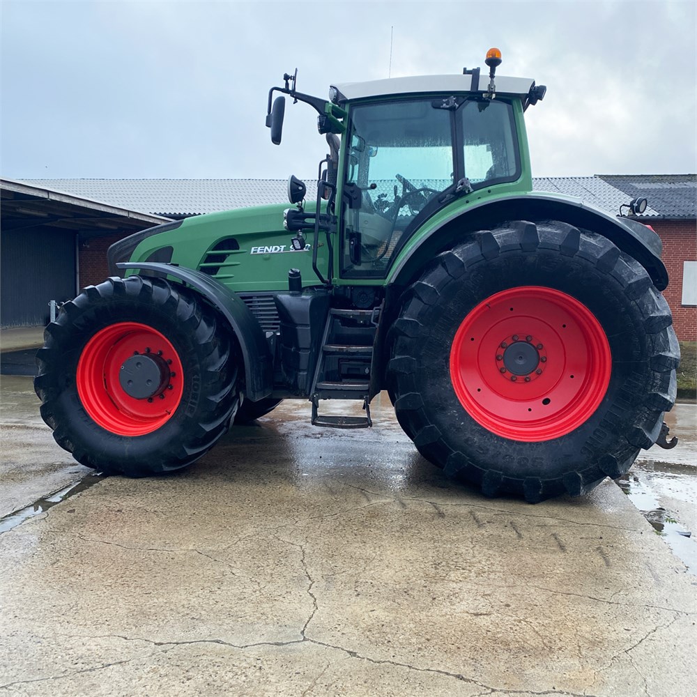 Fendt 930 Vario TMS – 300 ch – 2011 – 12 492 heures – Avec chargeur frontal