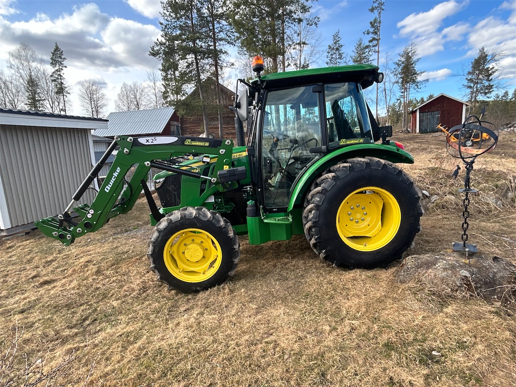 Tracteur John Deere 5058 E – 61 ch – 2022 – 272 heures 
