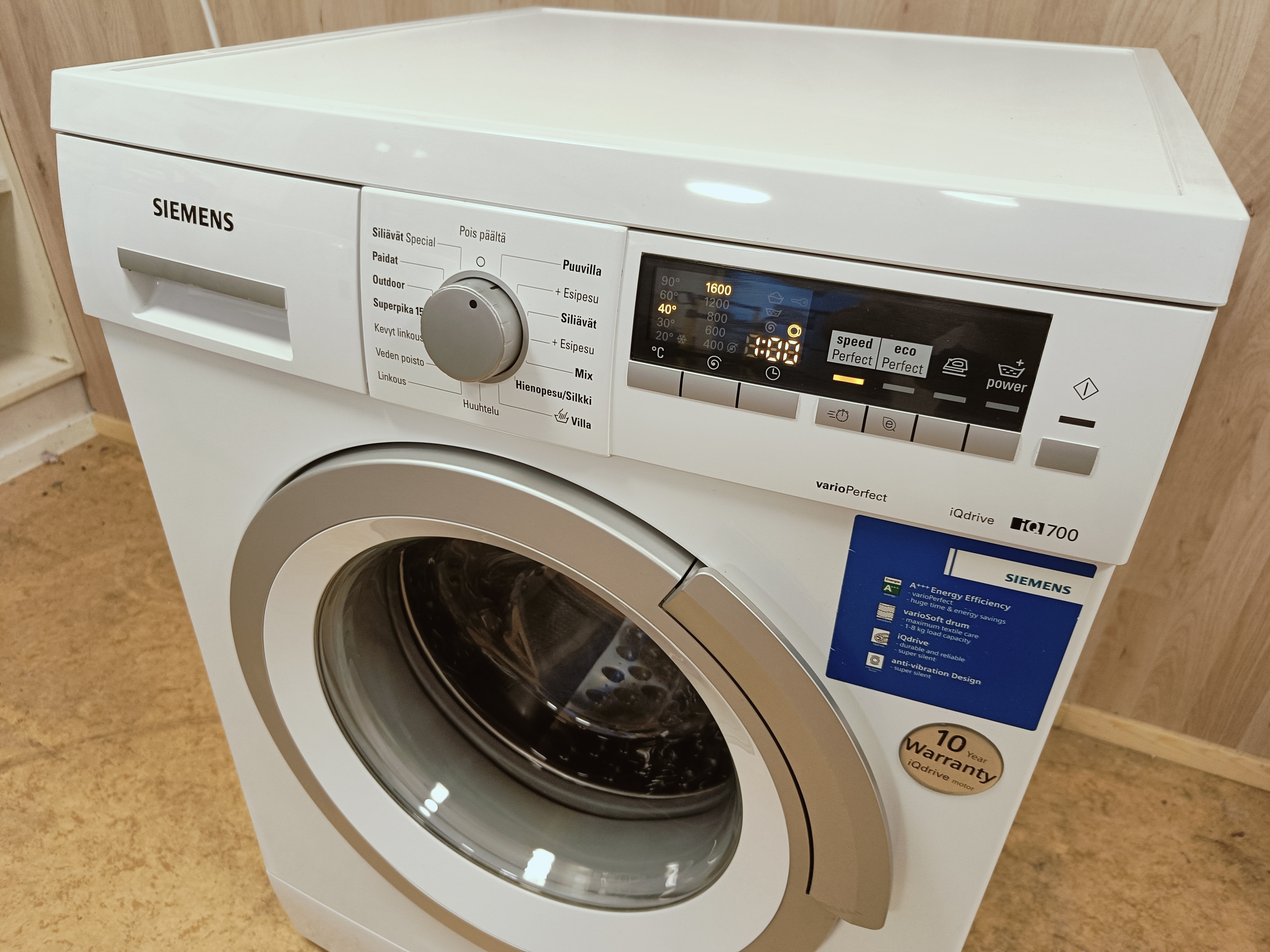 Siemens iQ700 8kg pesukone 