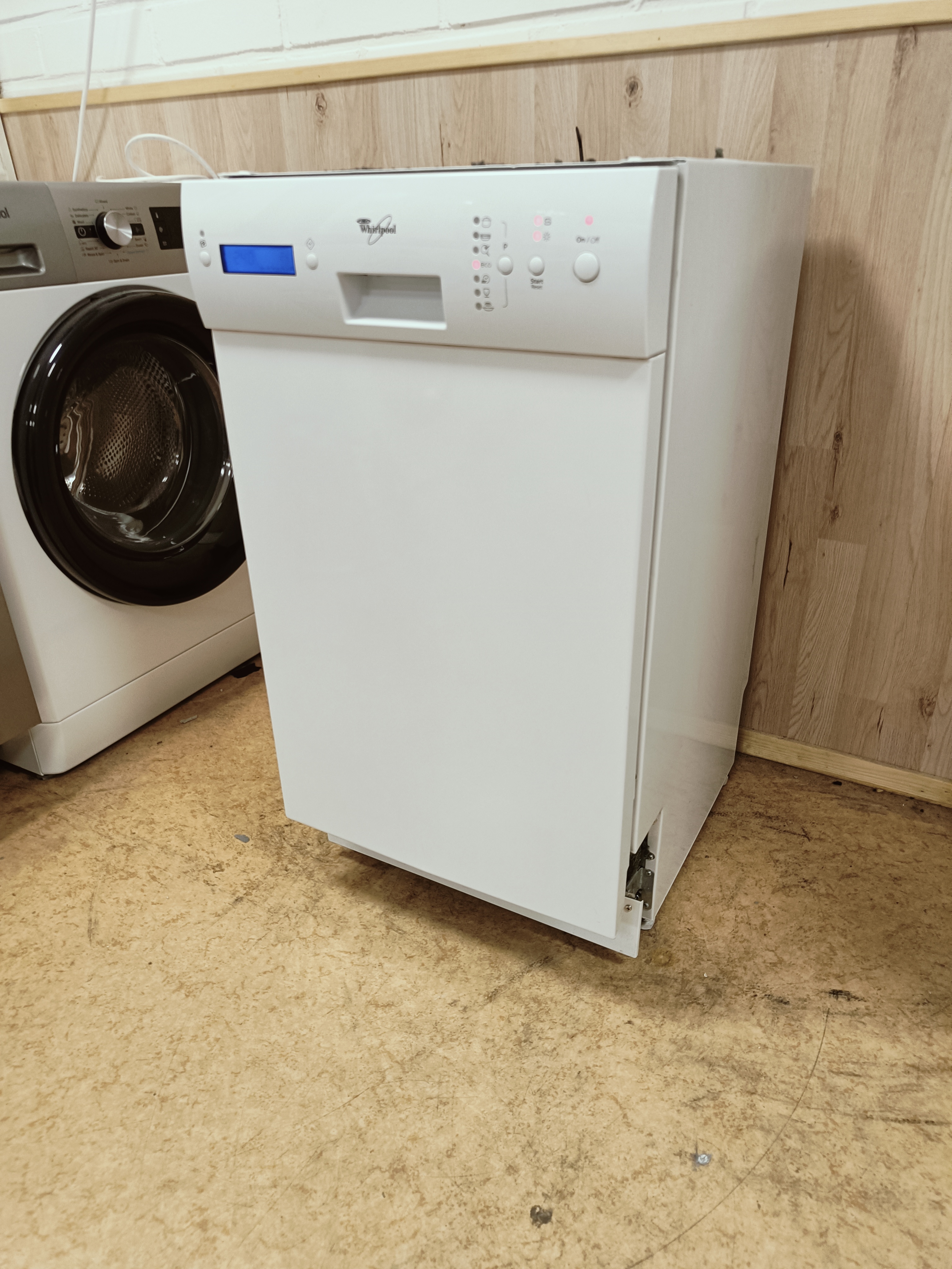 Whirlpool 45cm tiskikone 