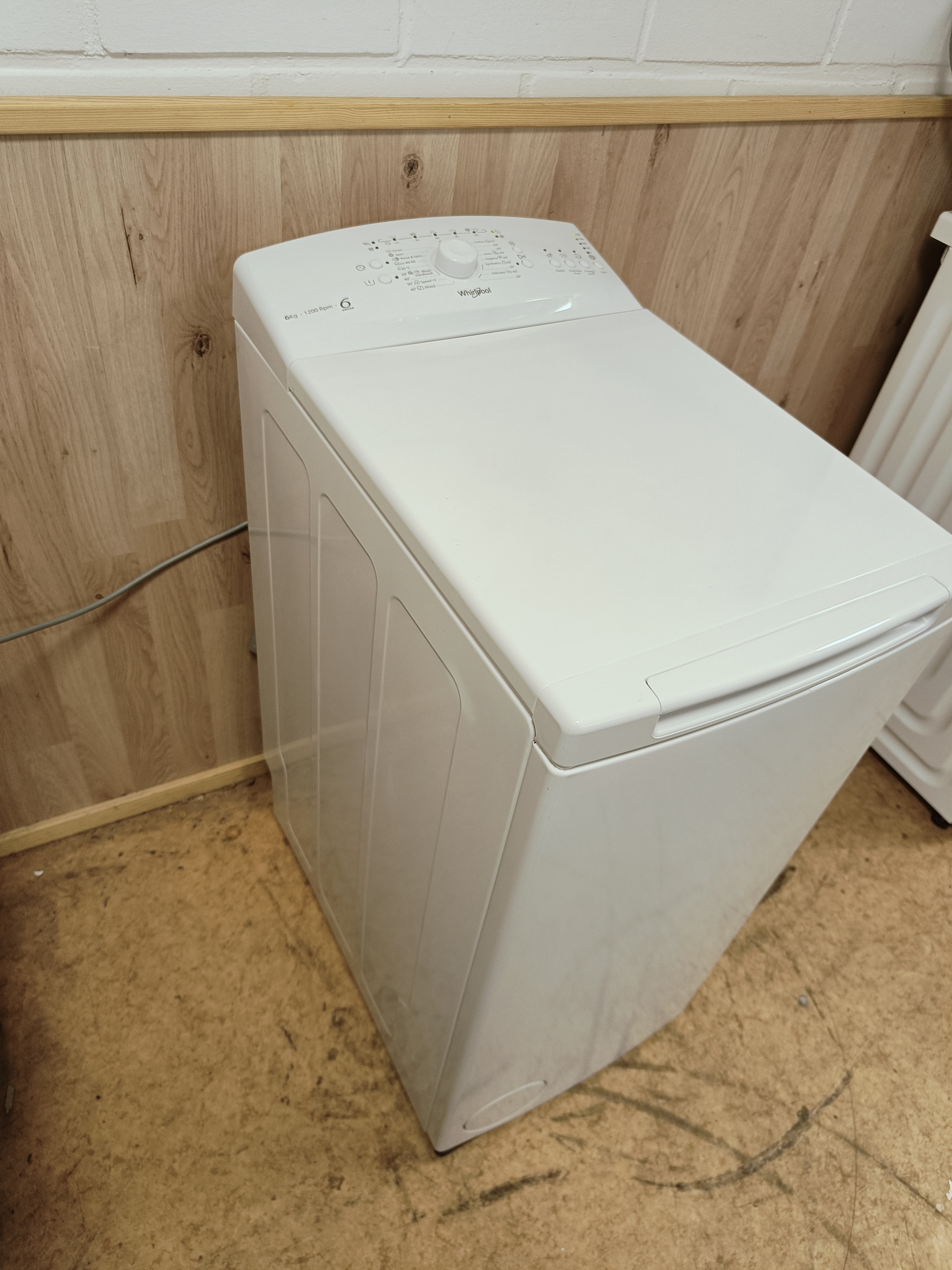 Whirlpool 6kg pesukone 