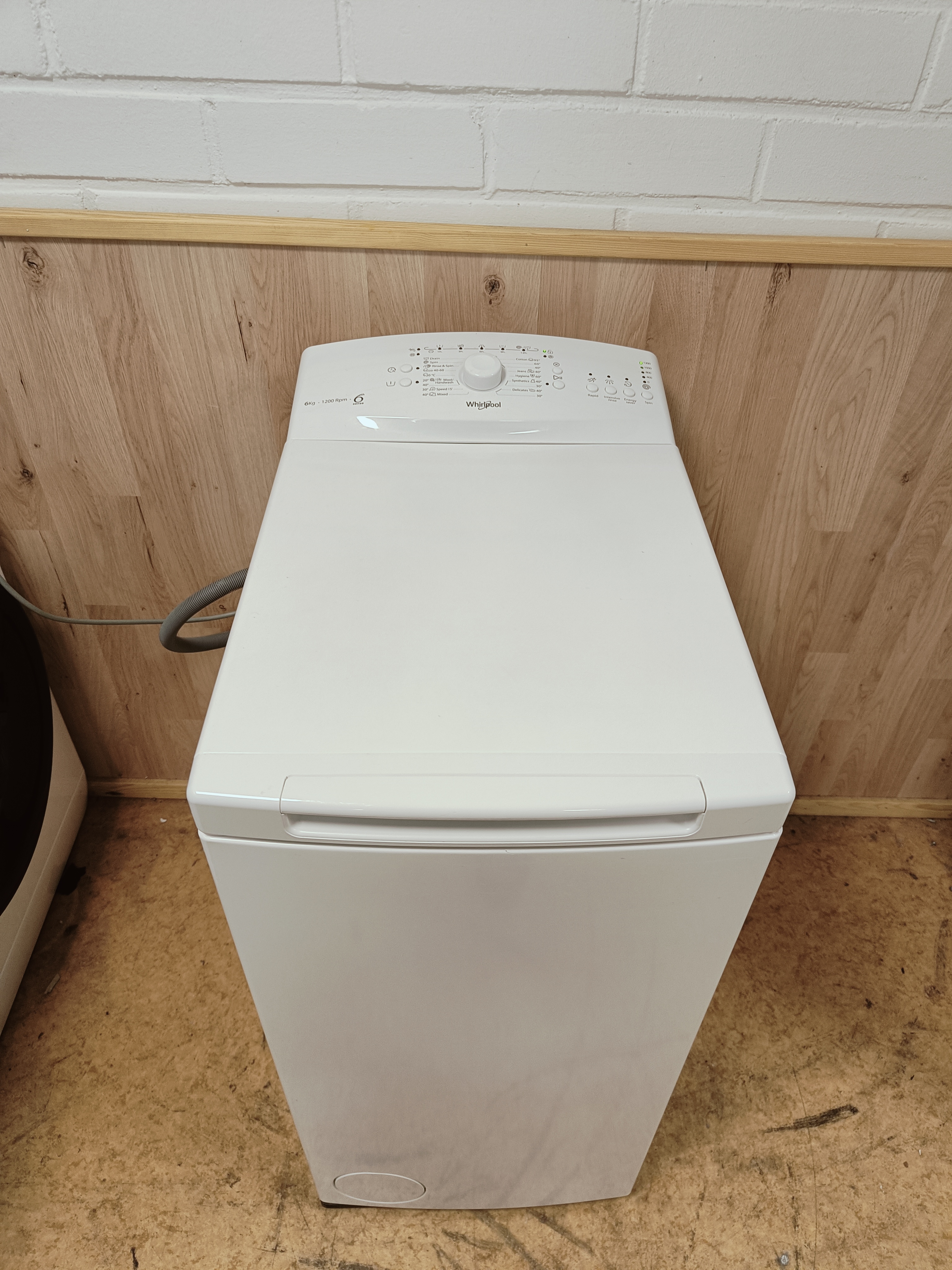 Whirlpool 6kg pesukone 