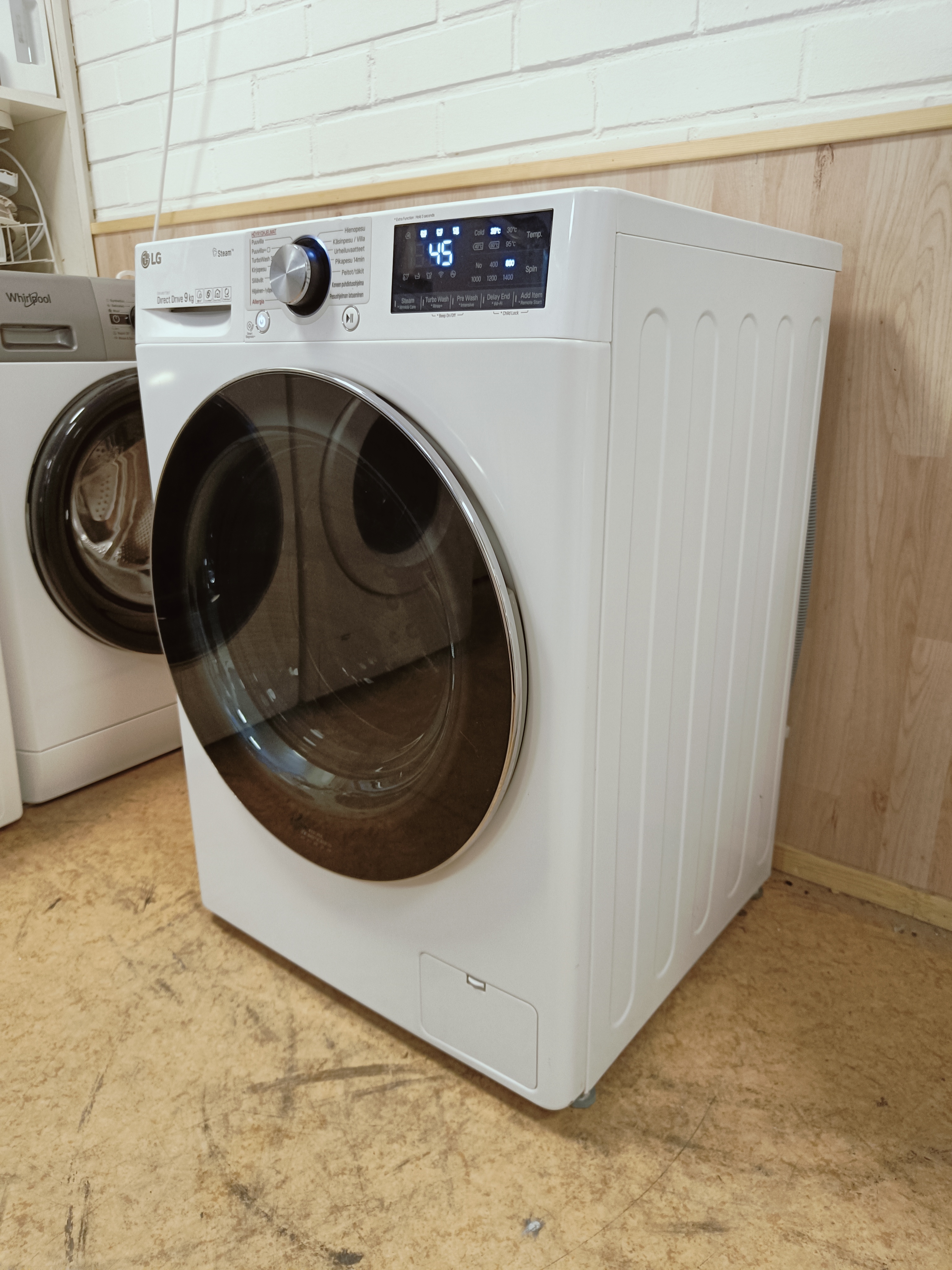 LG Steam DirectDrive 9kg pesukone 