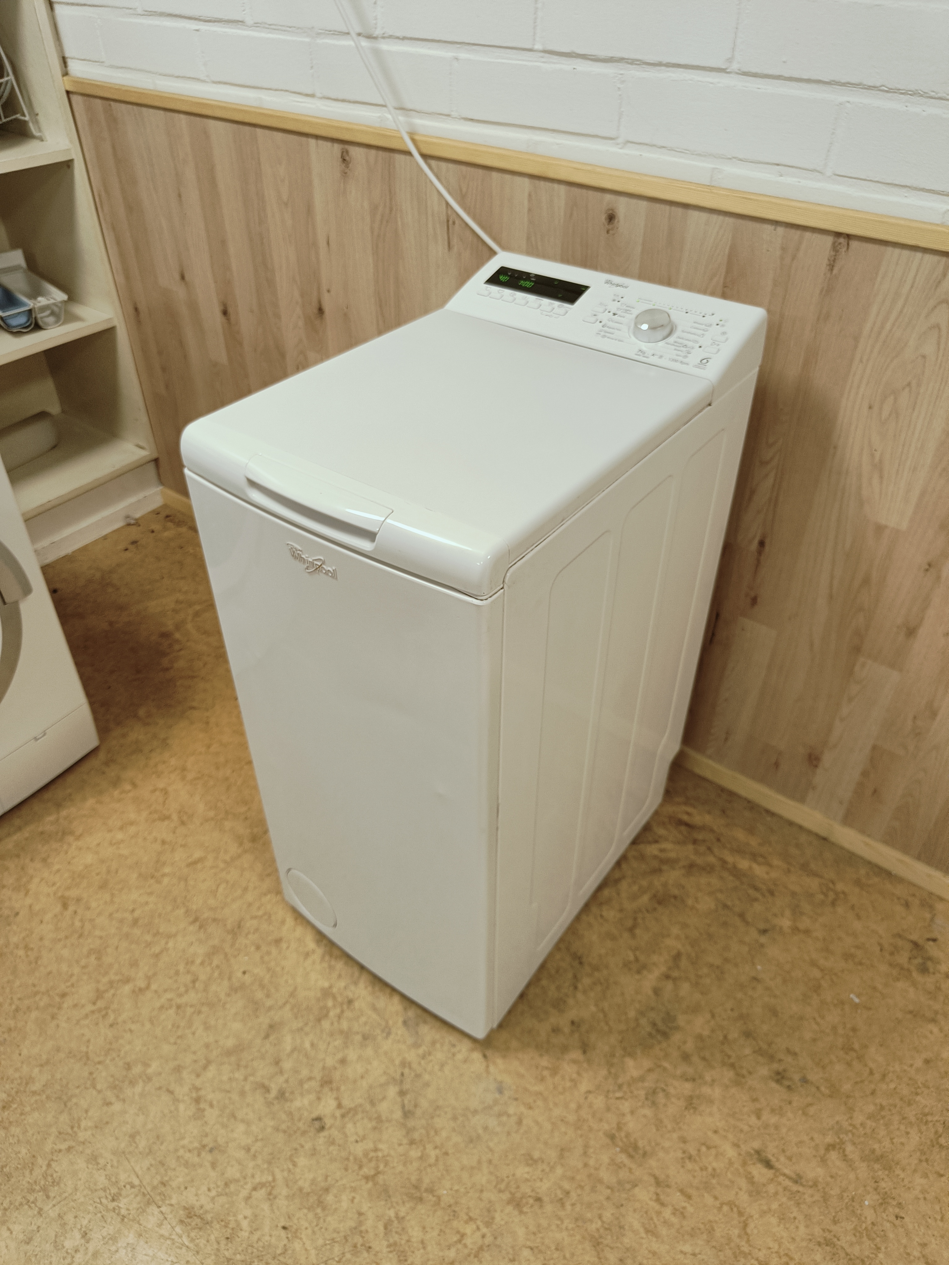 Whirlpool 7kg pesukone 