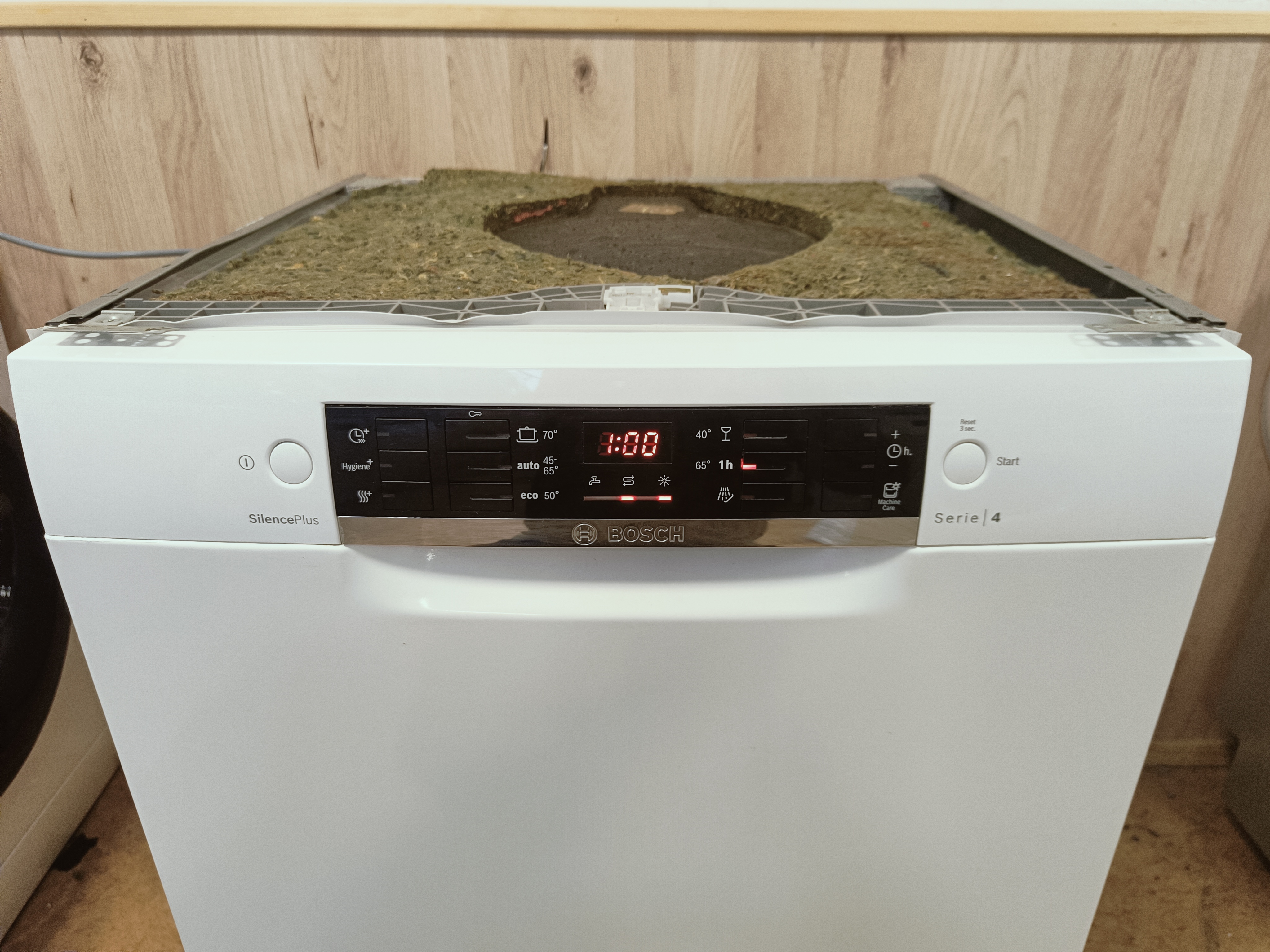 Bosch Serie4 60cm/3tasoinen tiskikone 